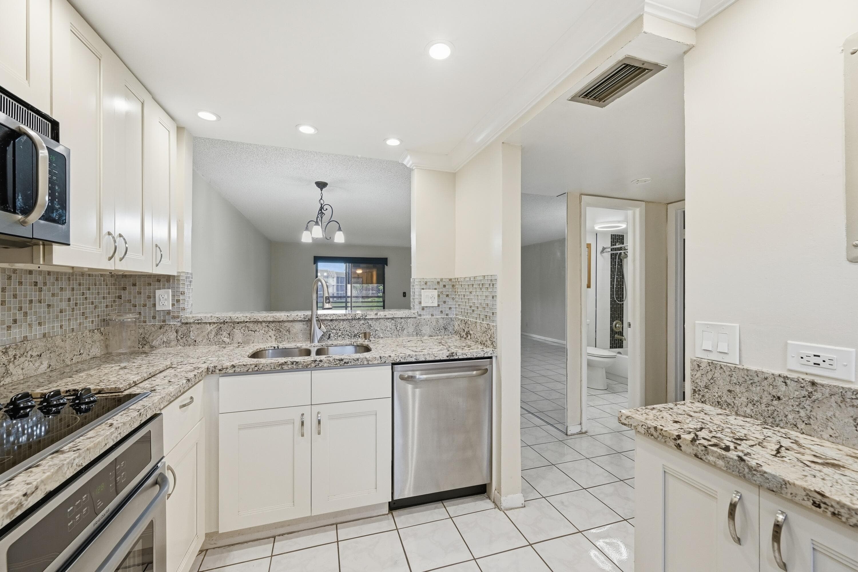10434 Sunrise Lakes Boulevard 206, Sunrise, FL 33322 — photo 25 of 36