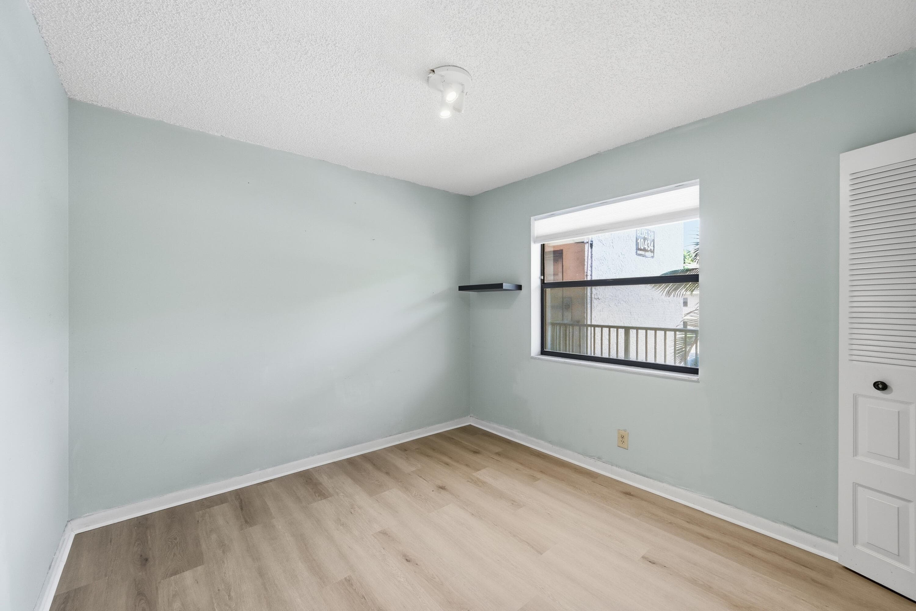 10434 Sunrise Lakes Boulevard 206, Sunrise, FL 33322 — photo 30 of 36