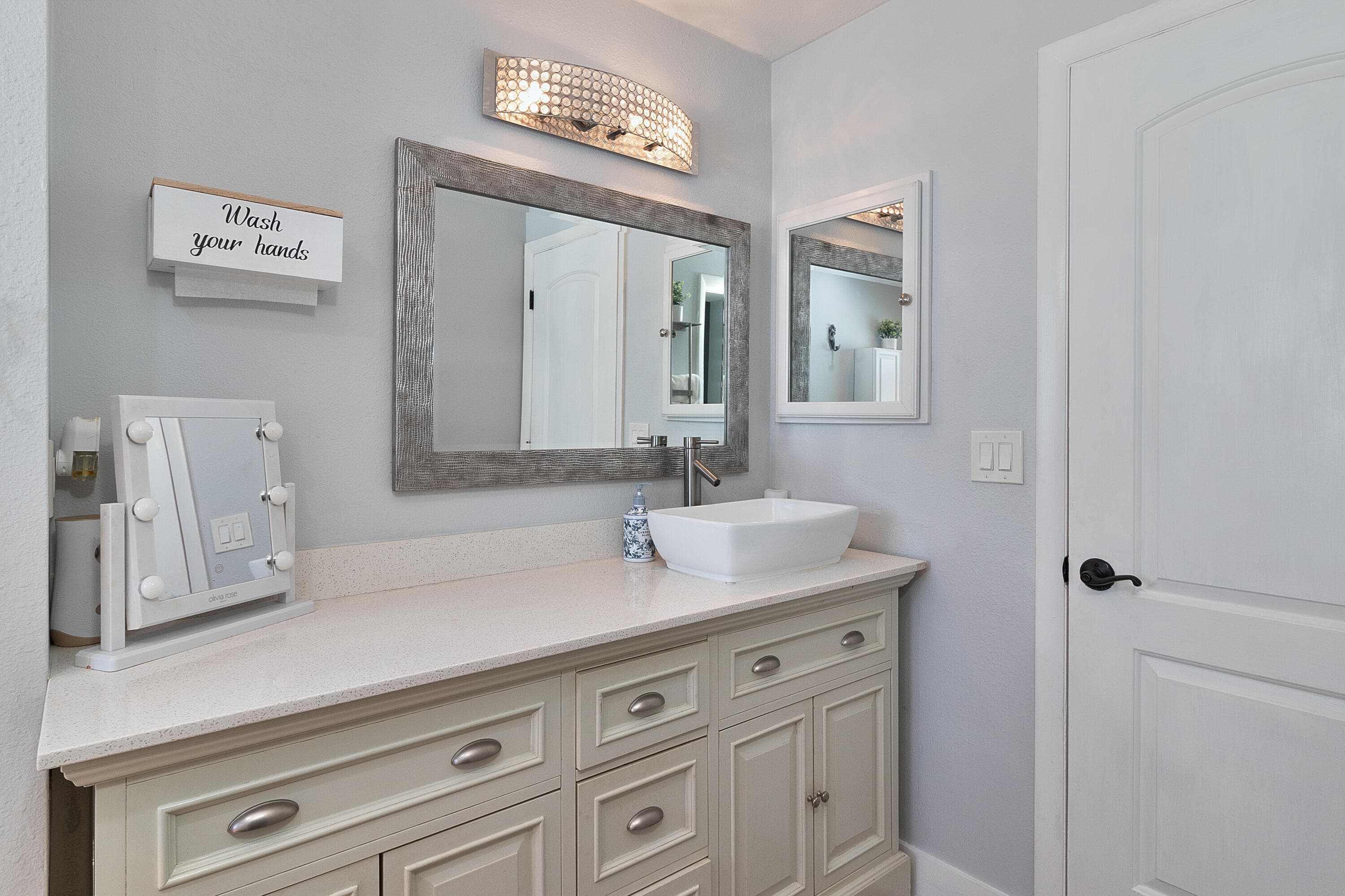 2376 Armour Drive, Dunedin, FL 34698 — photo 10 of 59
