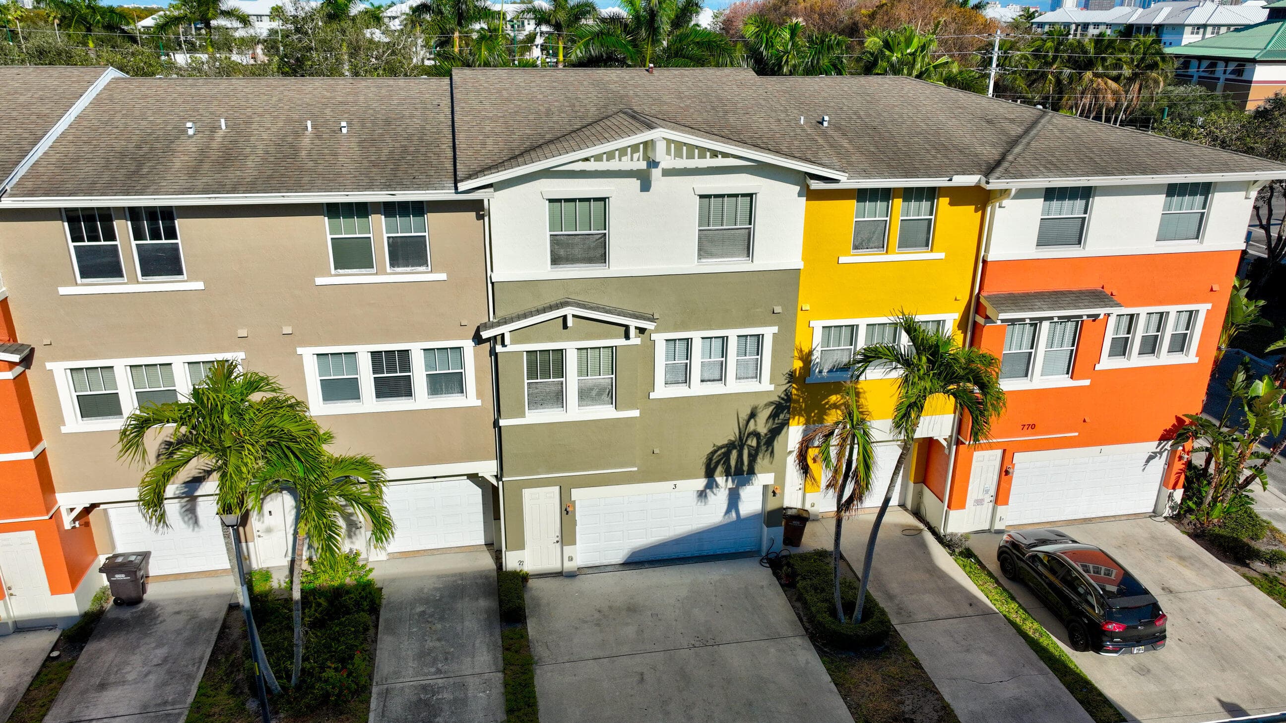 770 Millbrae Court 3, West Palm Beach, FL 33401 — photo 6 of 72