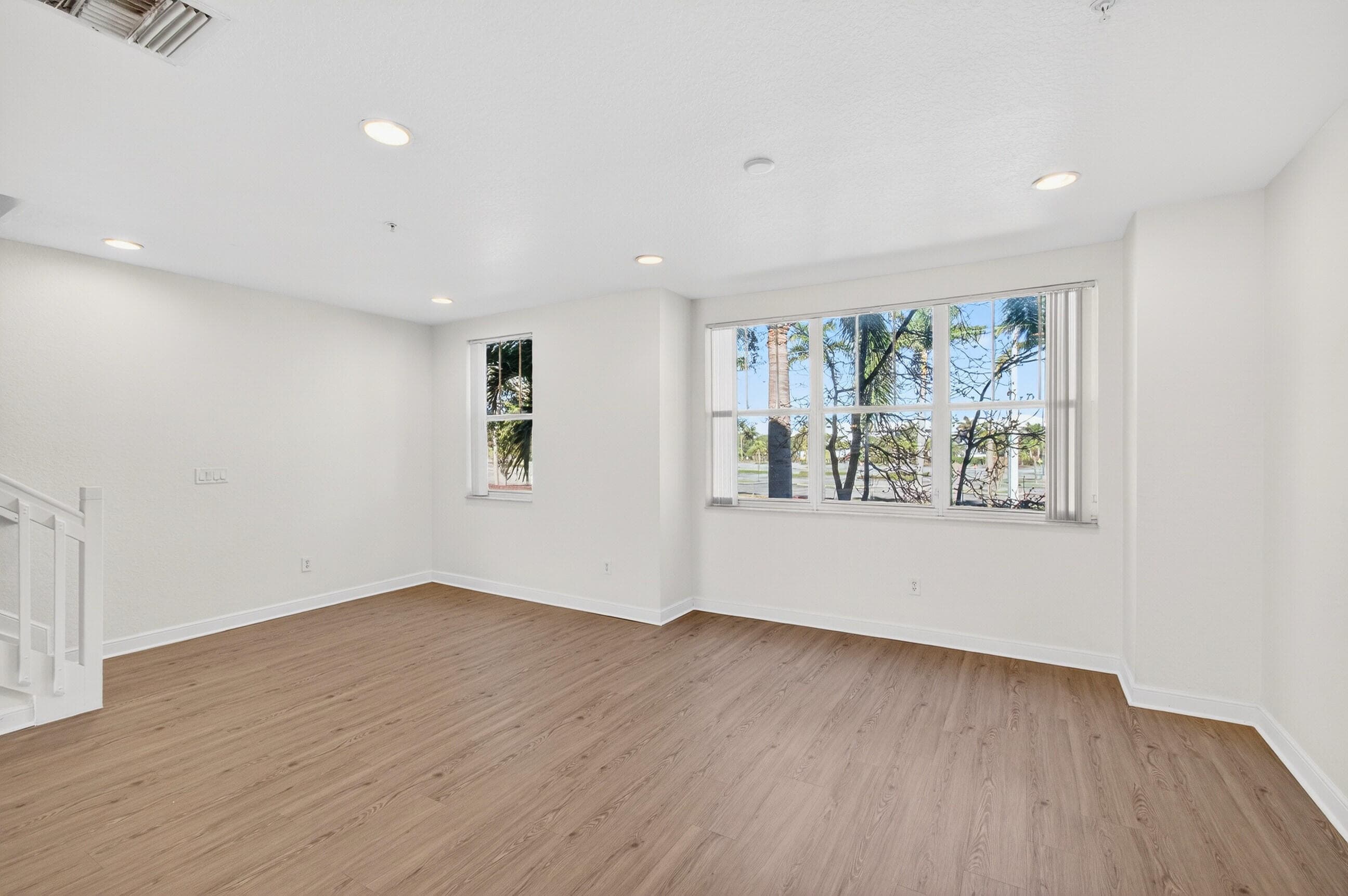 770 Millbrae Court 3, West Palm Beach, FL 33401 — photo 19 of 72