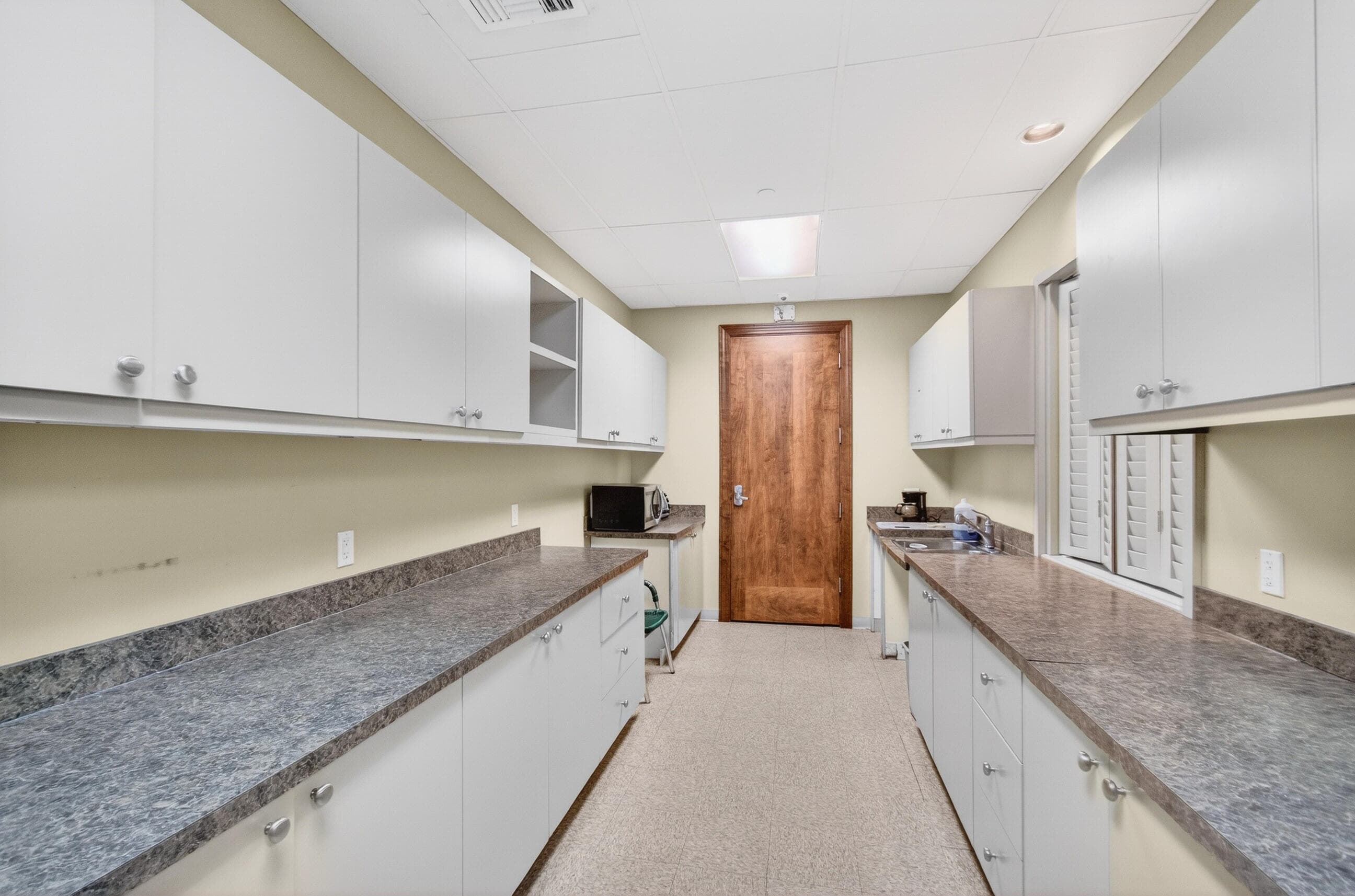 770 Millbrae Court 3, West Palm Beach, FL 33401 — photo 58 of 72