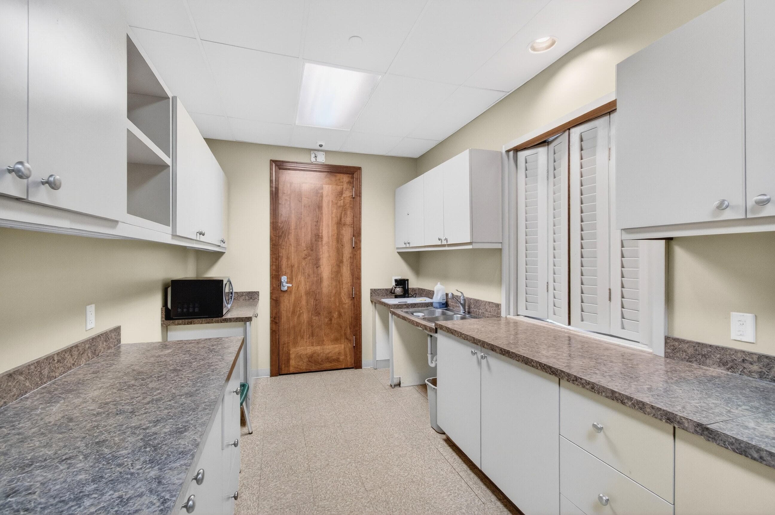770 Millbrae Court 3, West Palm Beach, FL 33401 — photo 59 of 72