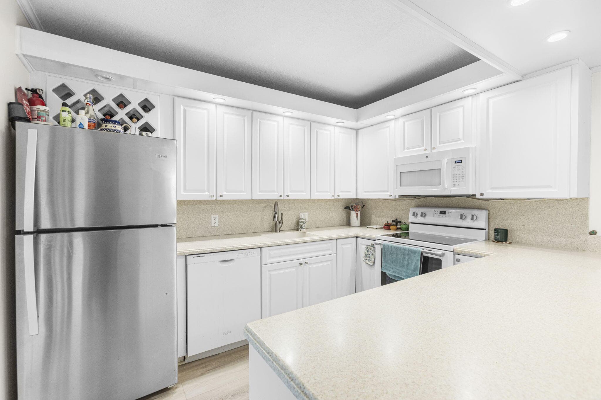 5674 SE Riverboat Drive 131, Stuart, FL 34997 — photo 11 of 31