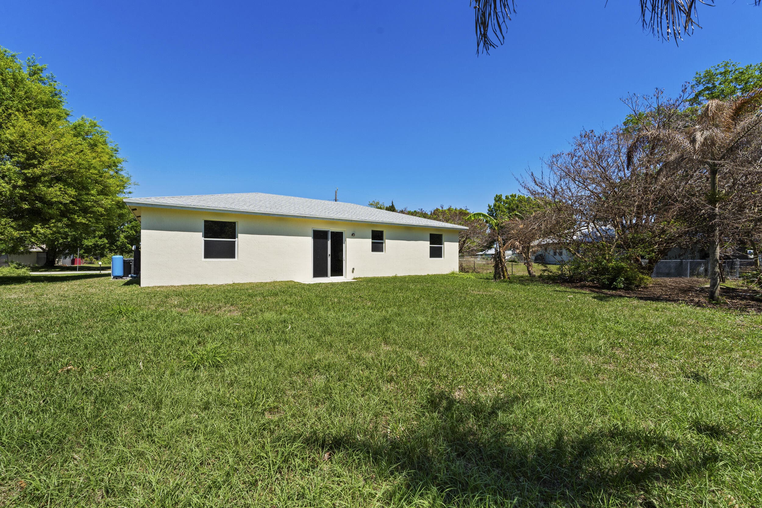 7705 Sebastian Road, Fort Pierce, FL 34951 — photo 5 of 31