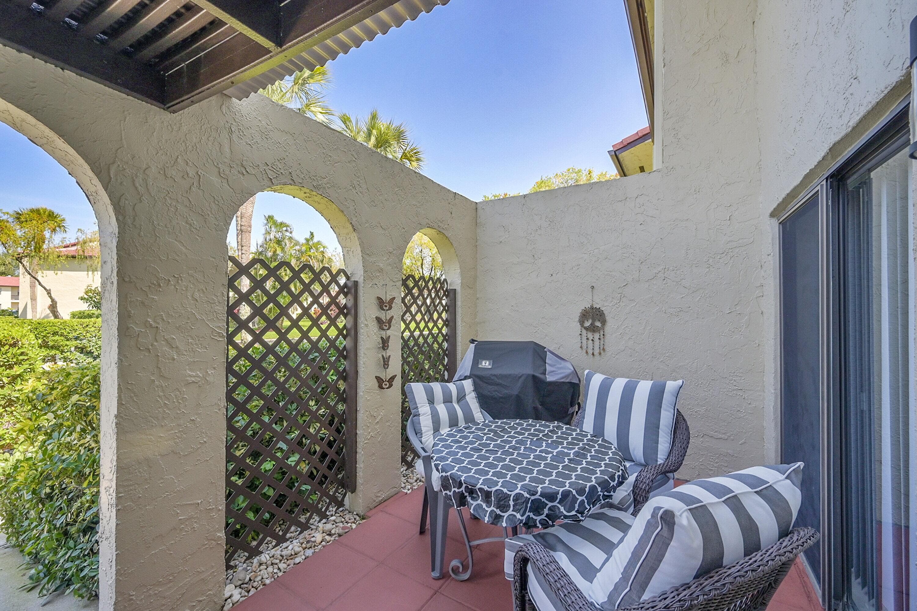 21207 Lago Circle, Boca Raton, FL 33433 — photo 4 of 68