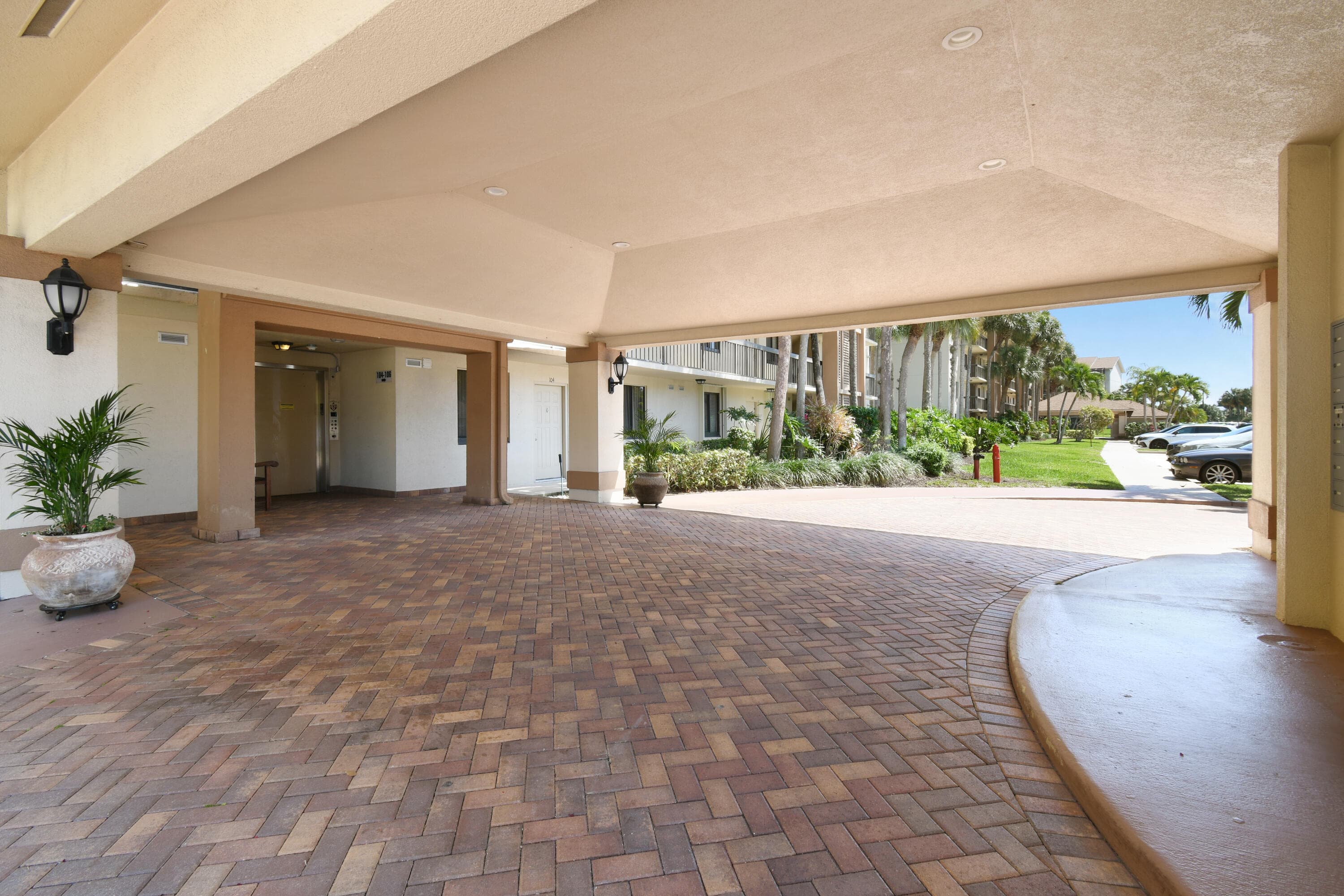 2401 Marina Isle Way 503, Jupiter, FL 33477 — photo 46 of 47
