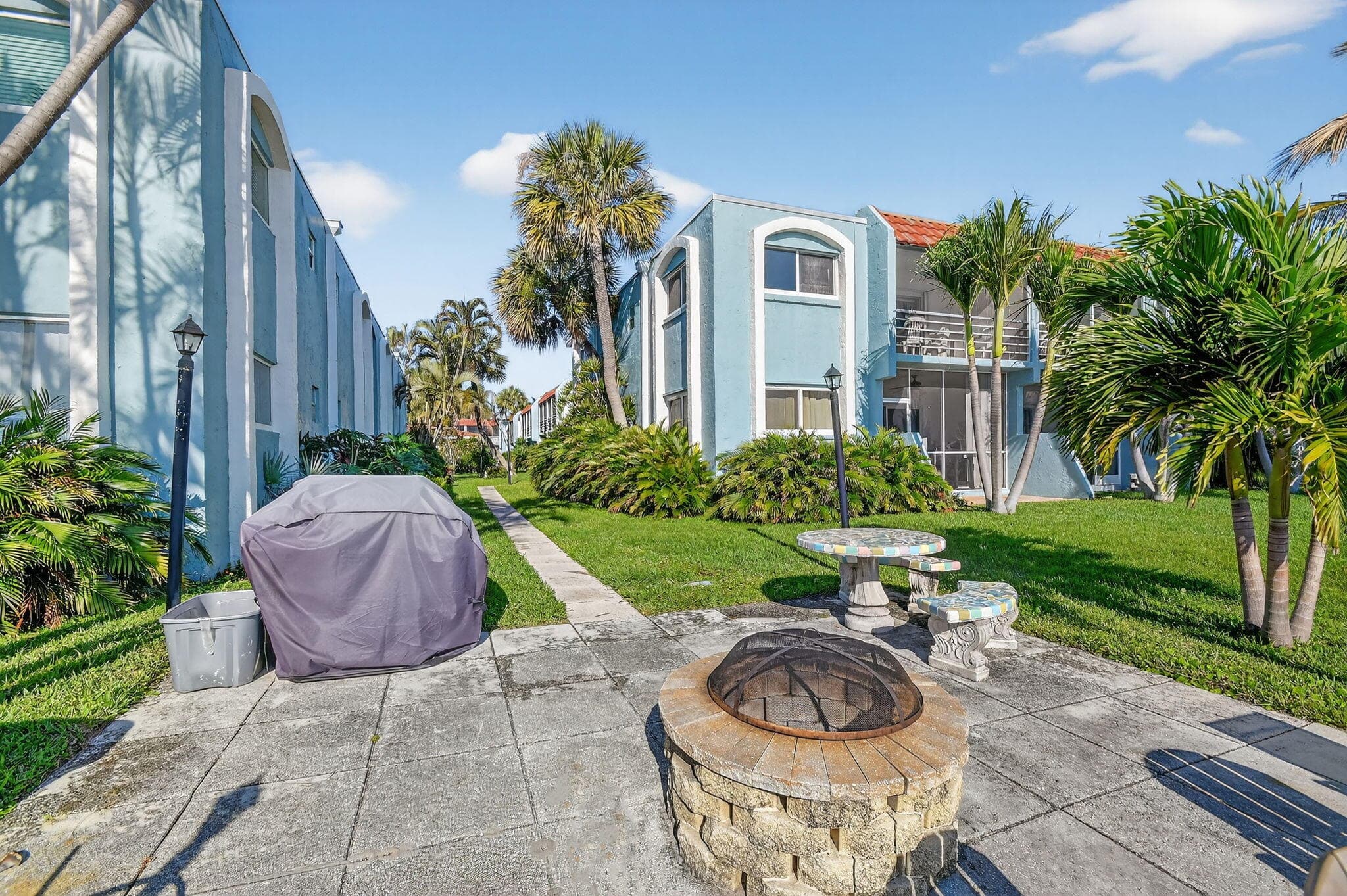 1432 S Lakeside Drive 4, Lake Worth Beach, FL 33460 — photo 47 of 61