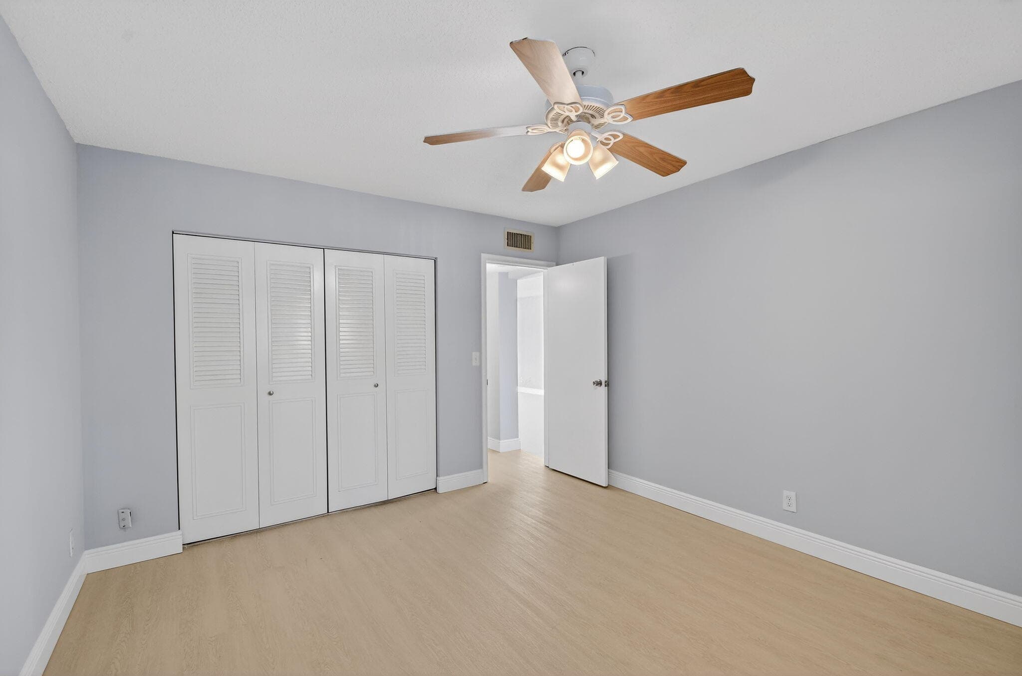 1432 S Lakeside Drive 4, Lake Worth Beach, FL 33460 — photo 35 of 61