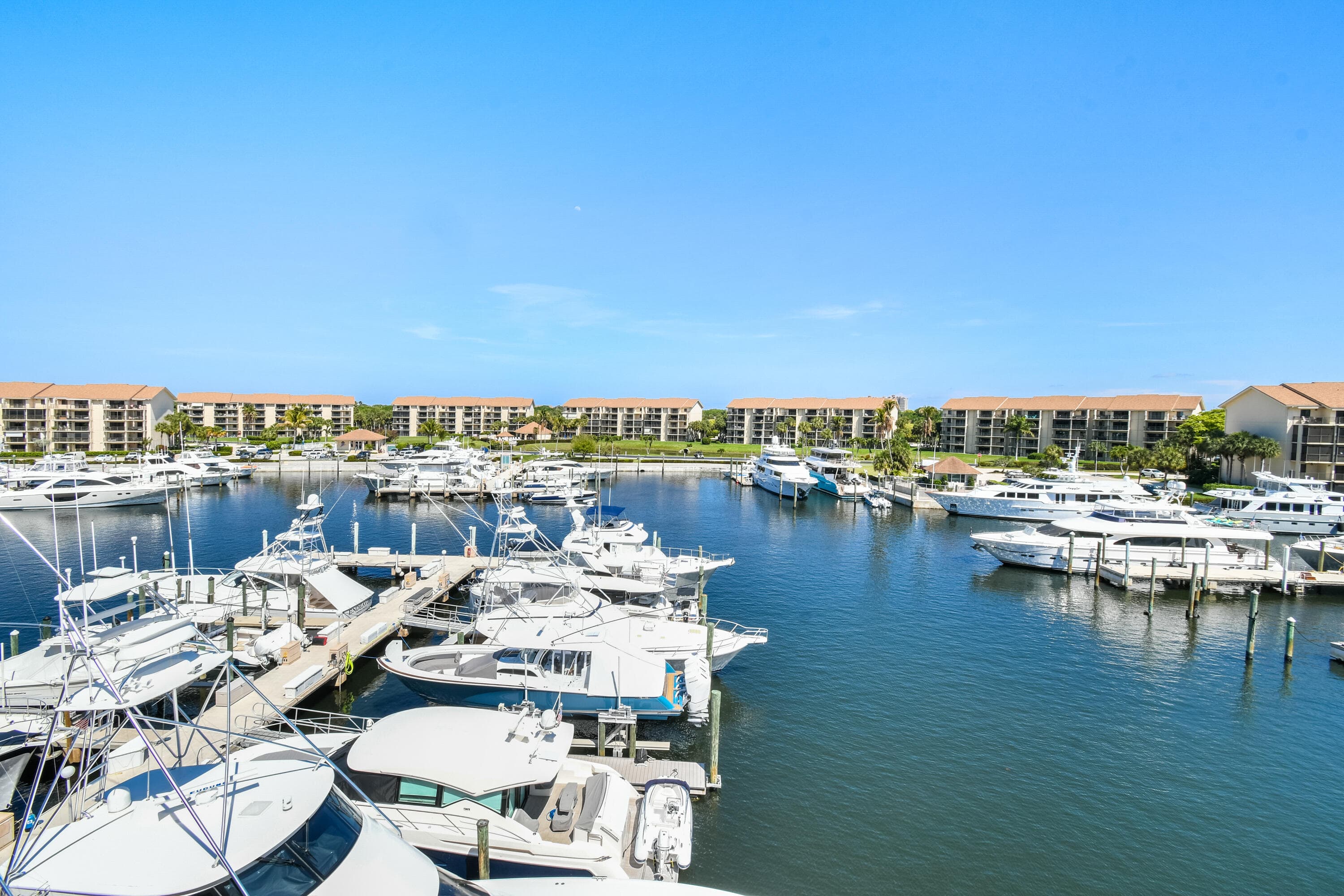 2401 Marina Isle Way 503, Jupiter, FL 33477 — photo 35 of 47