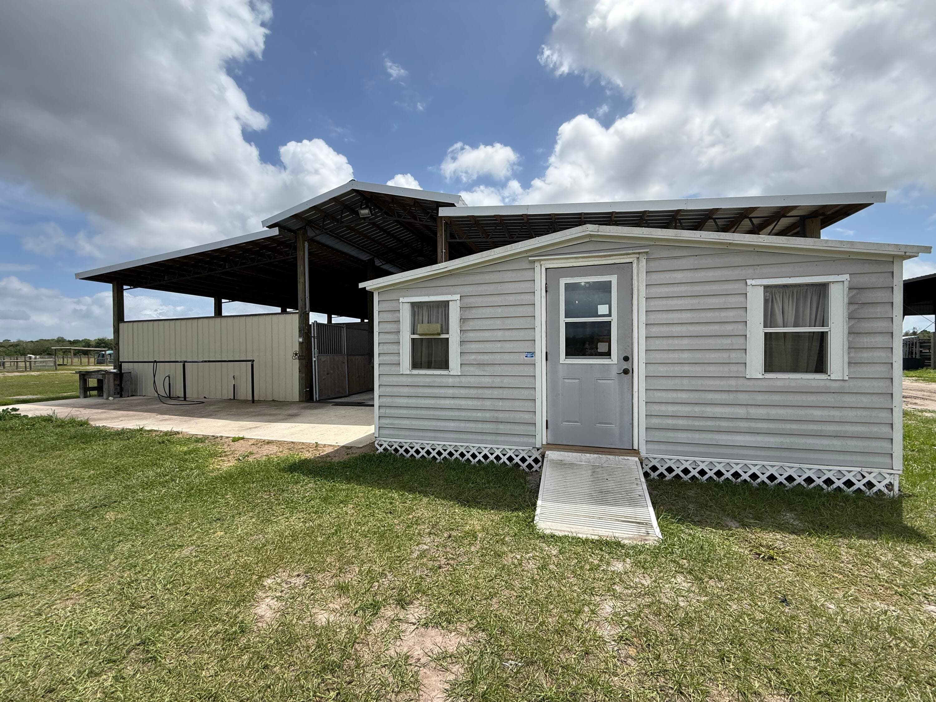 33700 Hwy 441, Okeechobee, FL 34972 — photo 34 of 81