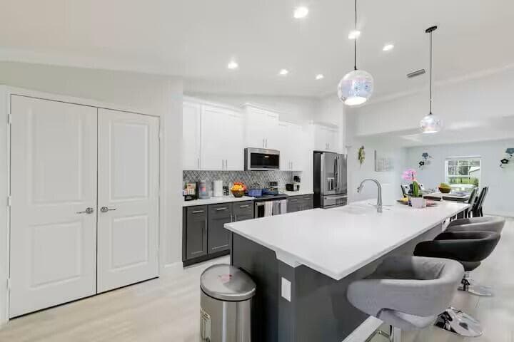 11038 Persimmon Boulevard, West Palm Beach, FL 33411 — photo 10 of 24