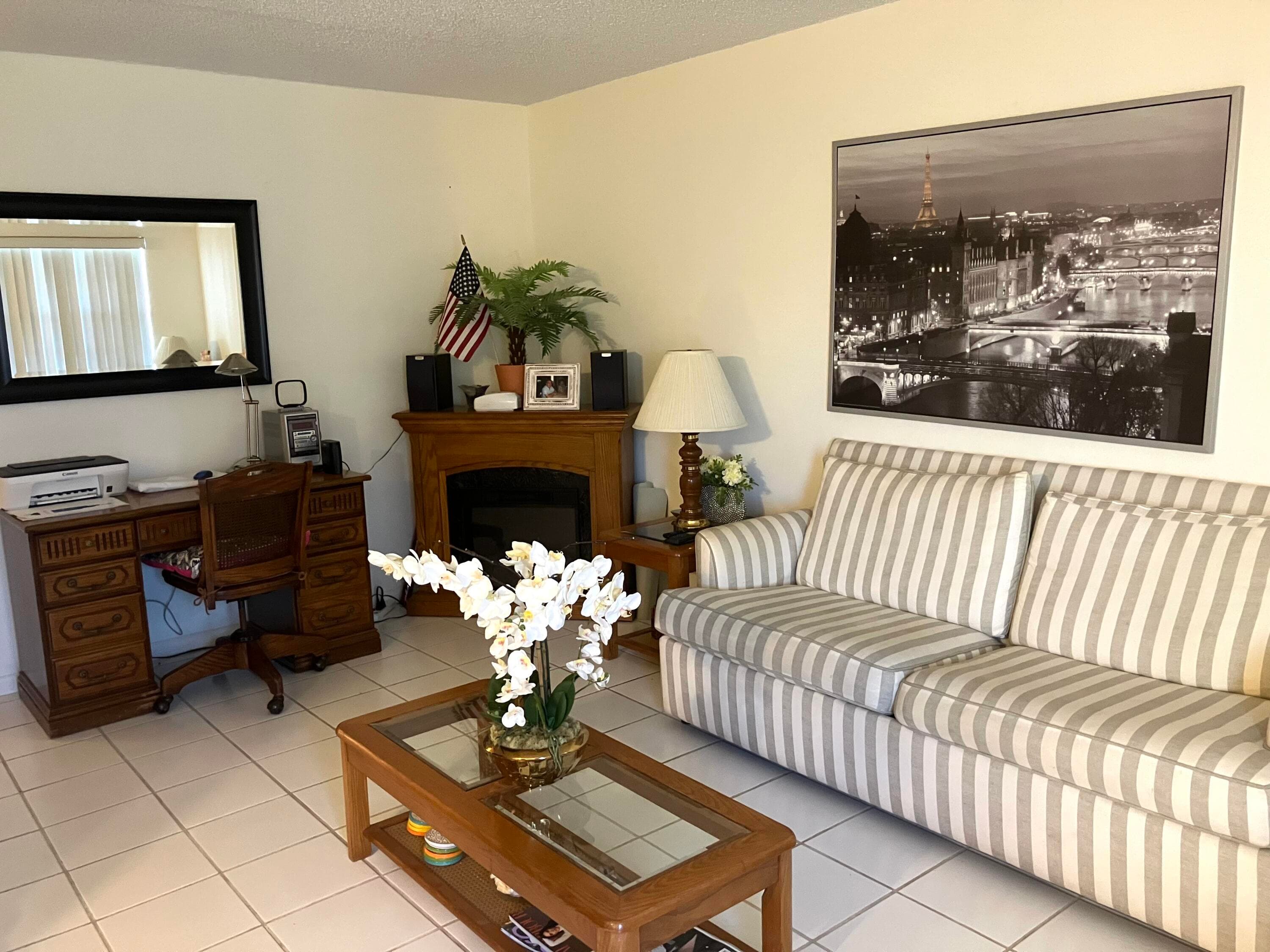 283 Durham H E 283, Deerfield Beach, FL 33442 — photo 2 of 24