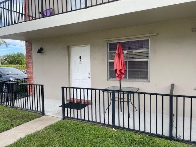 1230 Old Boynton Road 210, Boynton Beach, FL 33426 — photo 1 of 25