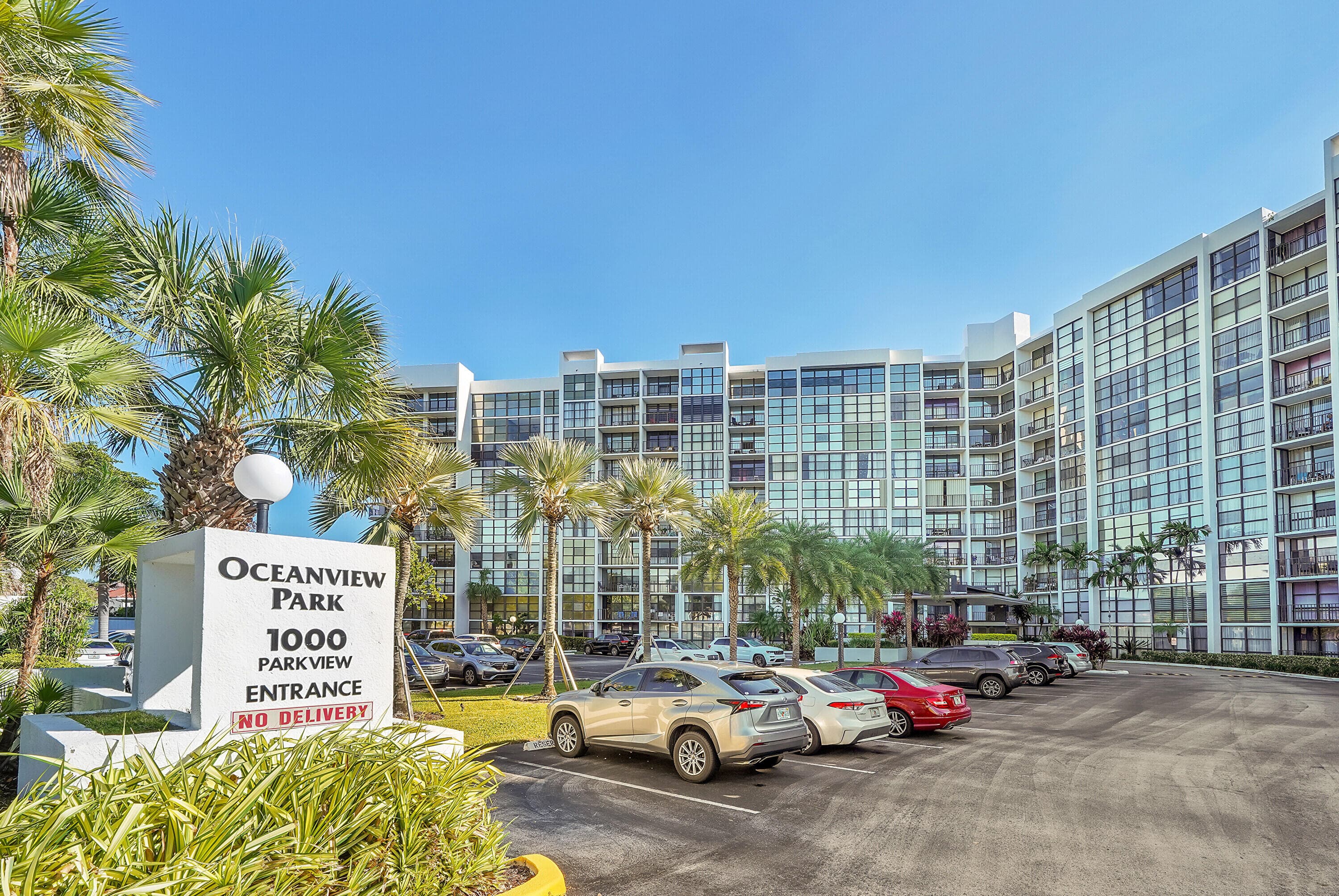 1000 Parkview Drive Unit 306, Hallandale Beach, FL 33009 — photo 3 of 46