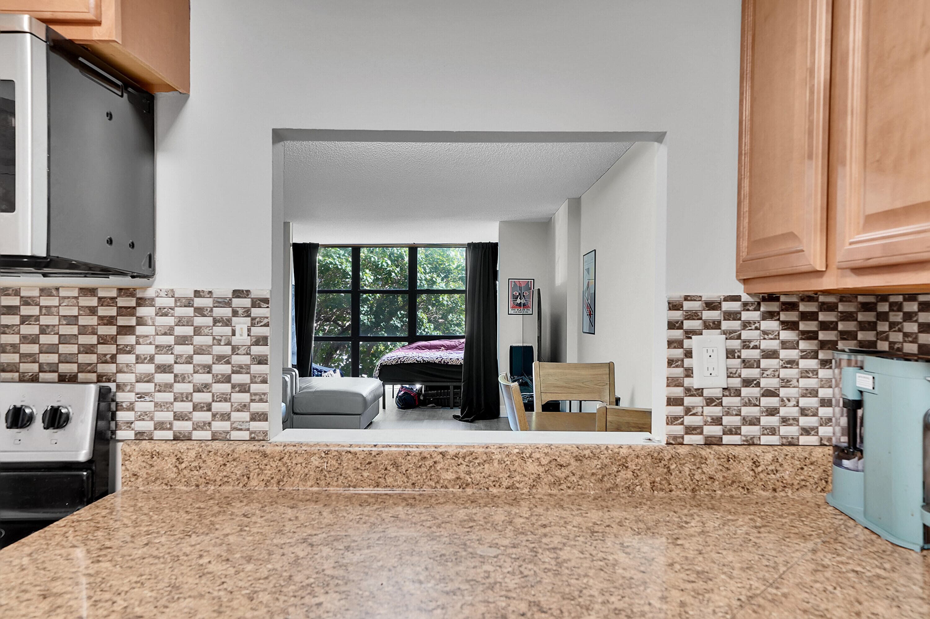 1000 Parkview Drive Unit 306, Hallandale Beach, FL 33009 — photo 15 of 46