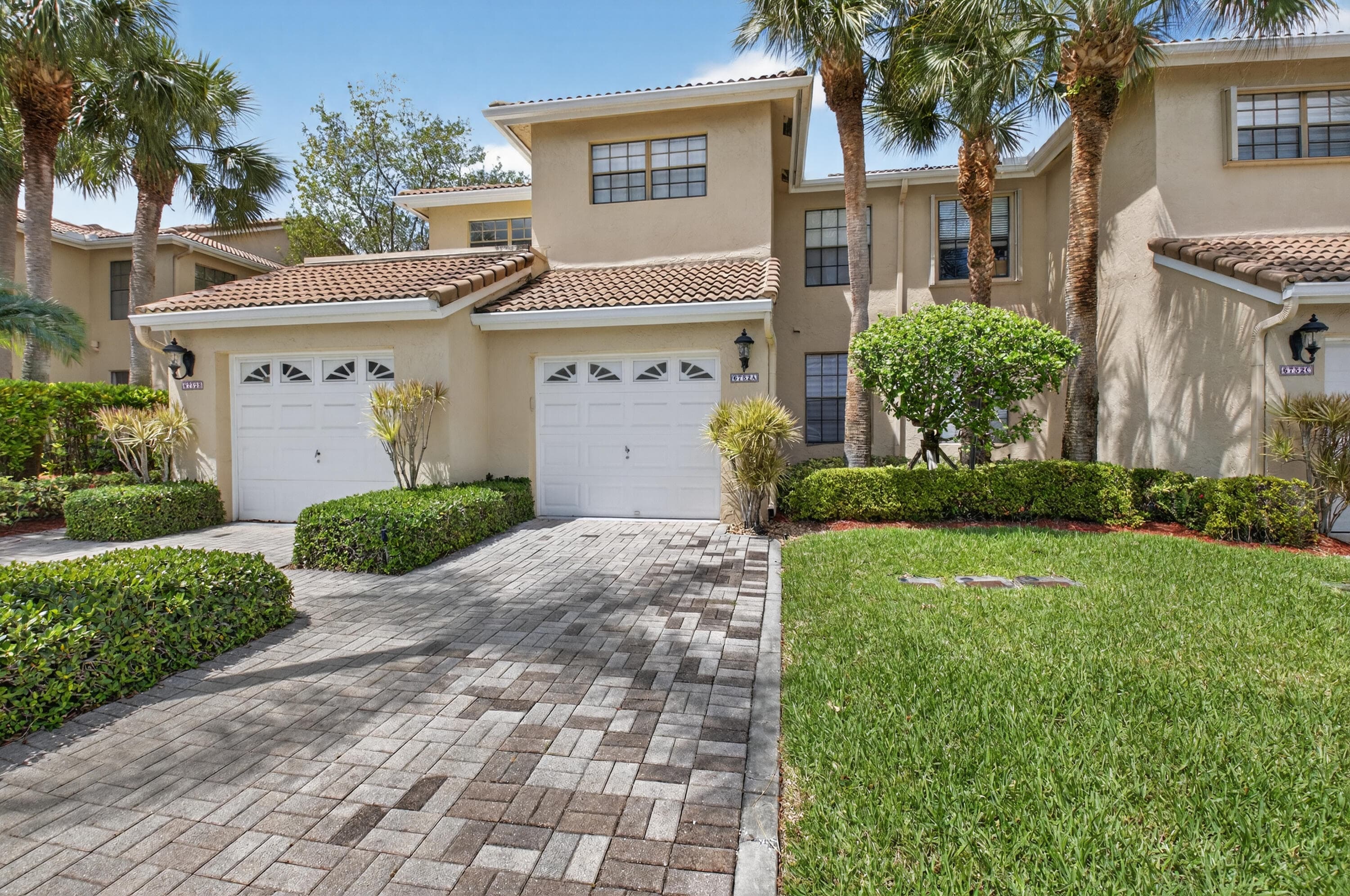 6752 Montego Bay Boulevard A, Boca Raton, FL 33433 — photo 1 of 79