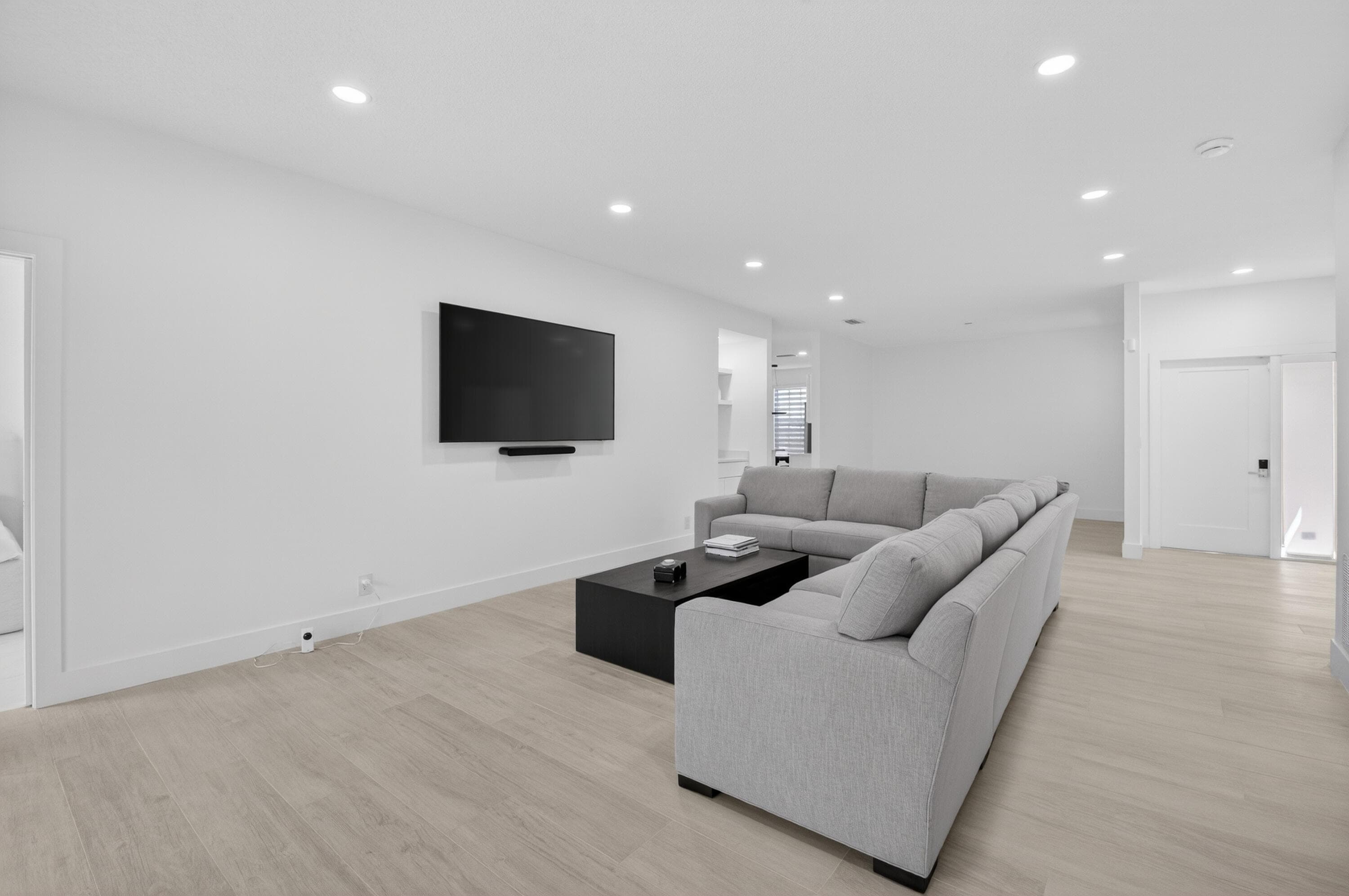 6752 Montego Bay Boulevard A, Boca Raton, FL 33433 — photo 11 of 79