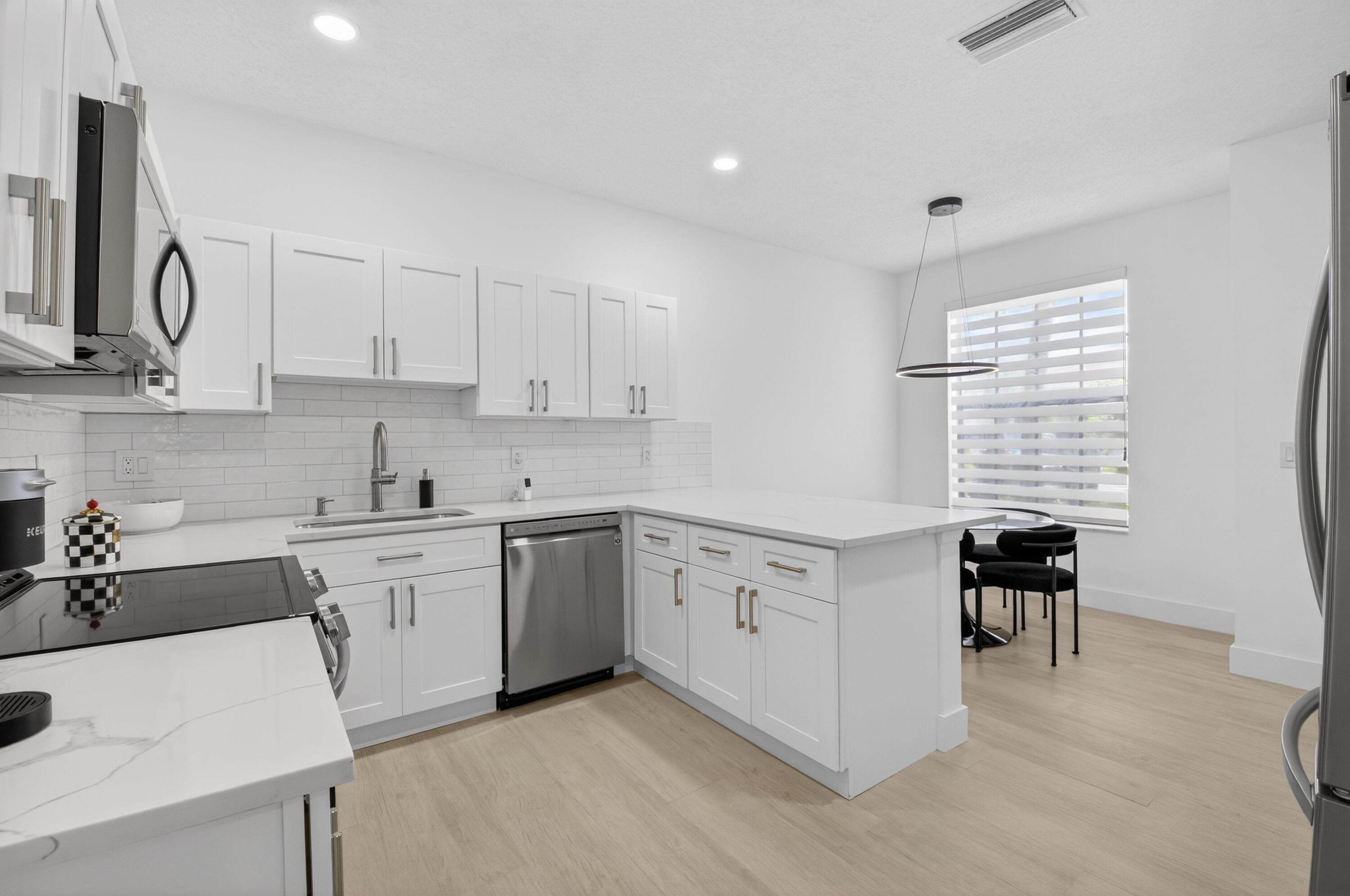 6752 Montego Bay Boulevard A, Boca Raton, FL 33433 — photo 16 of 79
