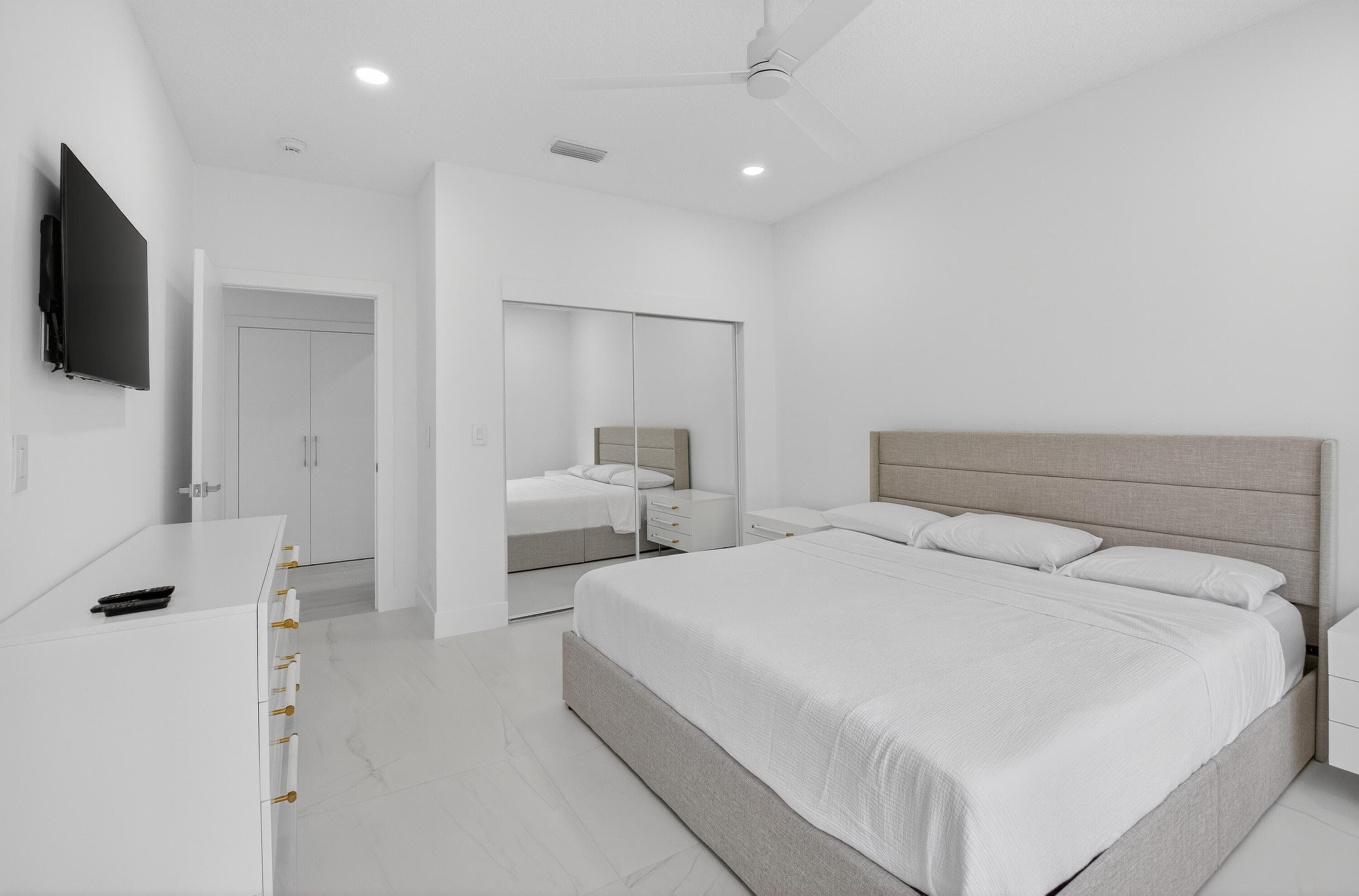 6752 Montego Bay Boulevard A, Boca Raton, FL 33433 — photo 26 of 79