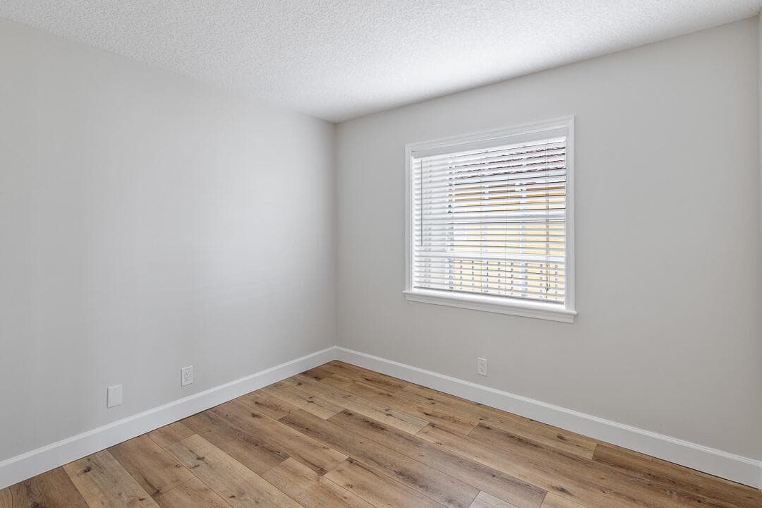 1060 Lake Shore Drive 201, West Palm Beach, FL 33403 — photo 29 of 44