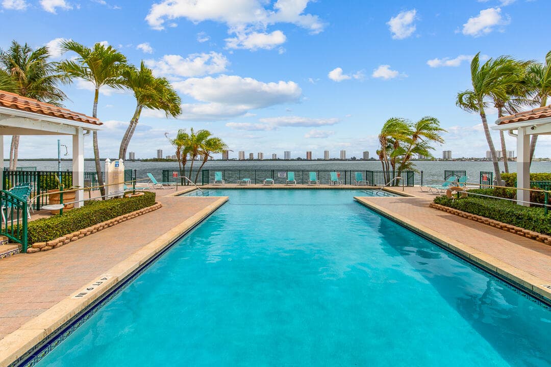 1060 Lake Shore Drive 201, West Palm Beach, FL 33403 — photo 44 of 44