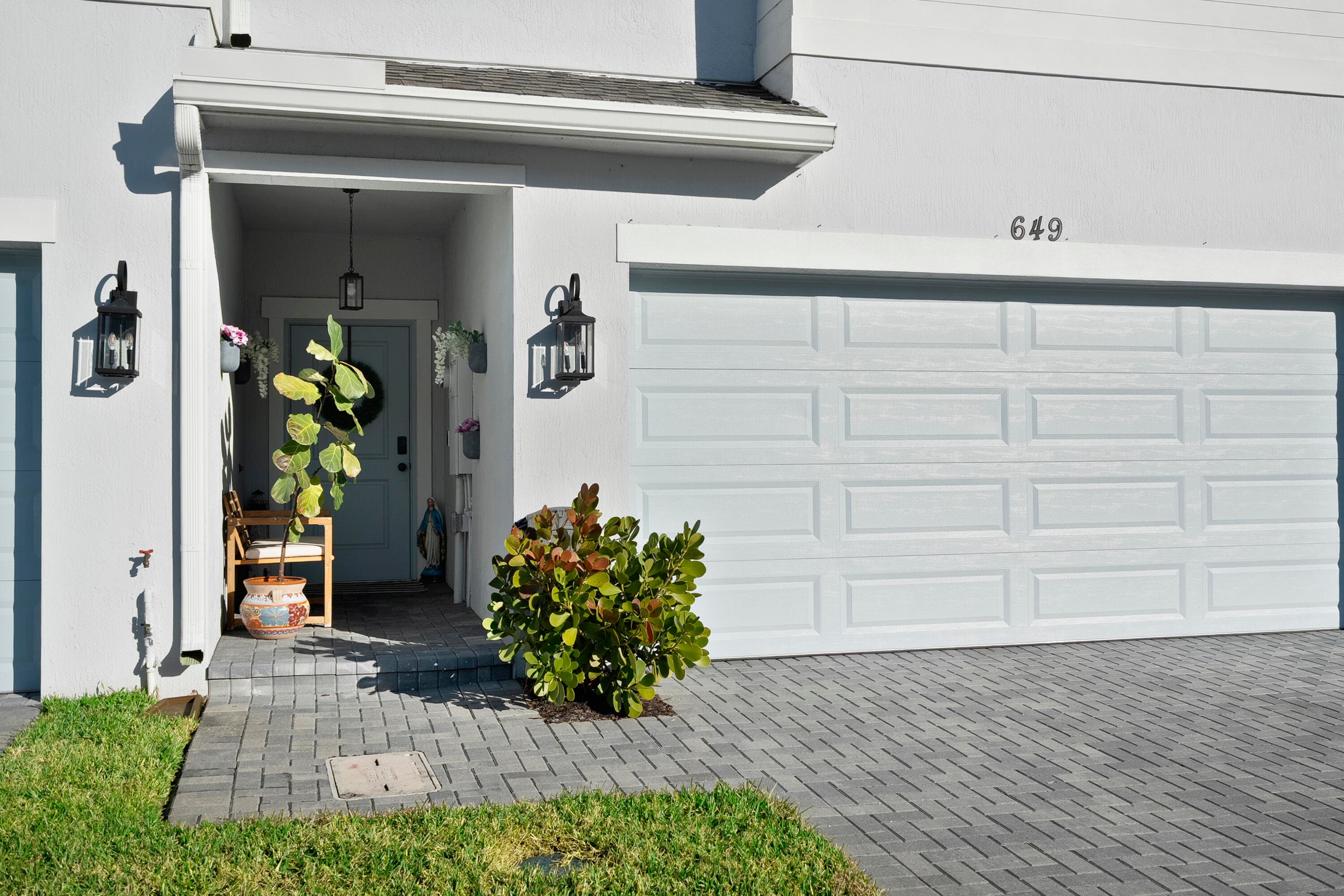 649 NE Waters Edge Lane, Port St. Lucie, FL 34983 — photo 2 of 41