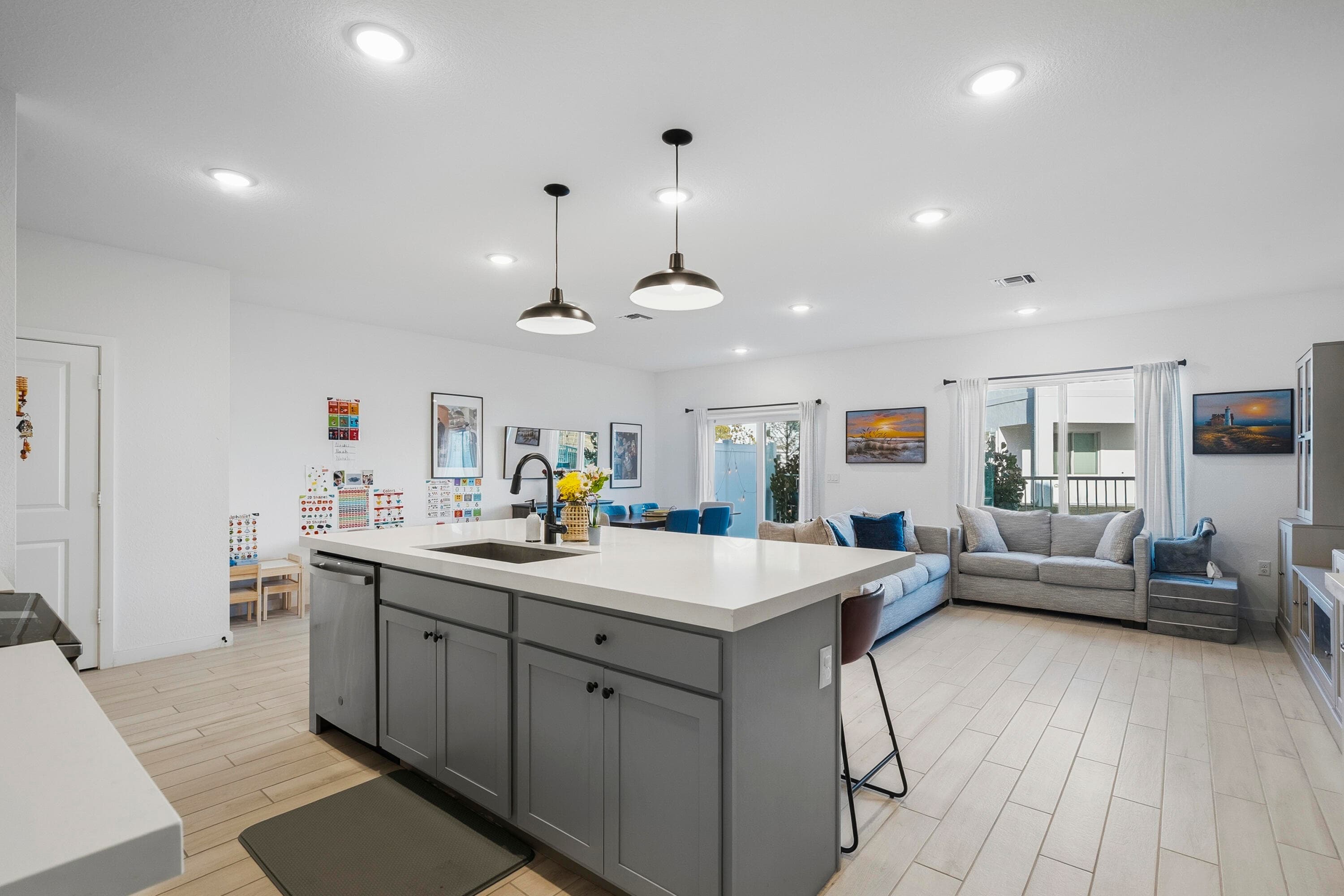 649 NE Waters Edge Lane, Port St. Lucie, FL 34983 — photo 10 of 41