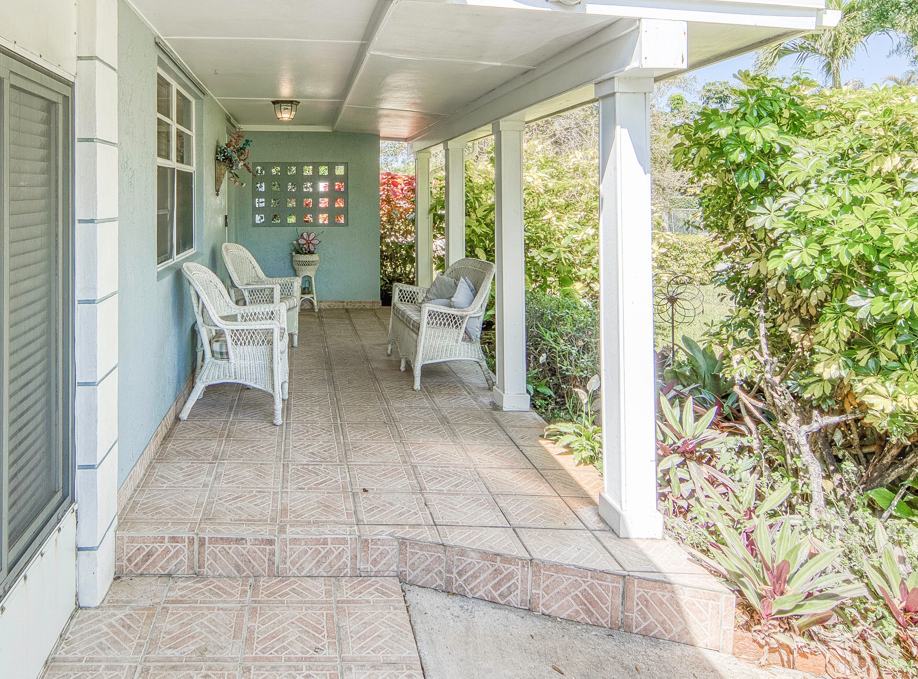 1328 Lake Victoria Drive, Lake Worth Beach, FL 33461 — photo 28 of 51