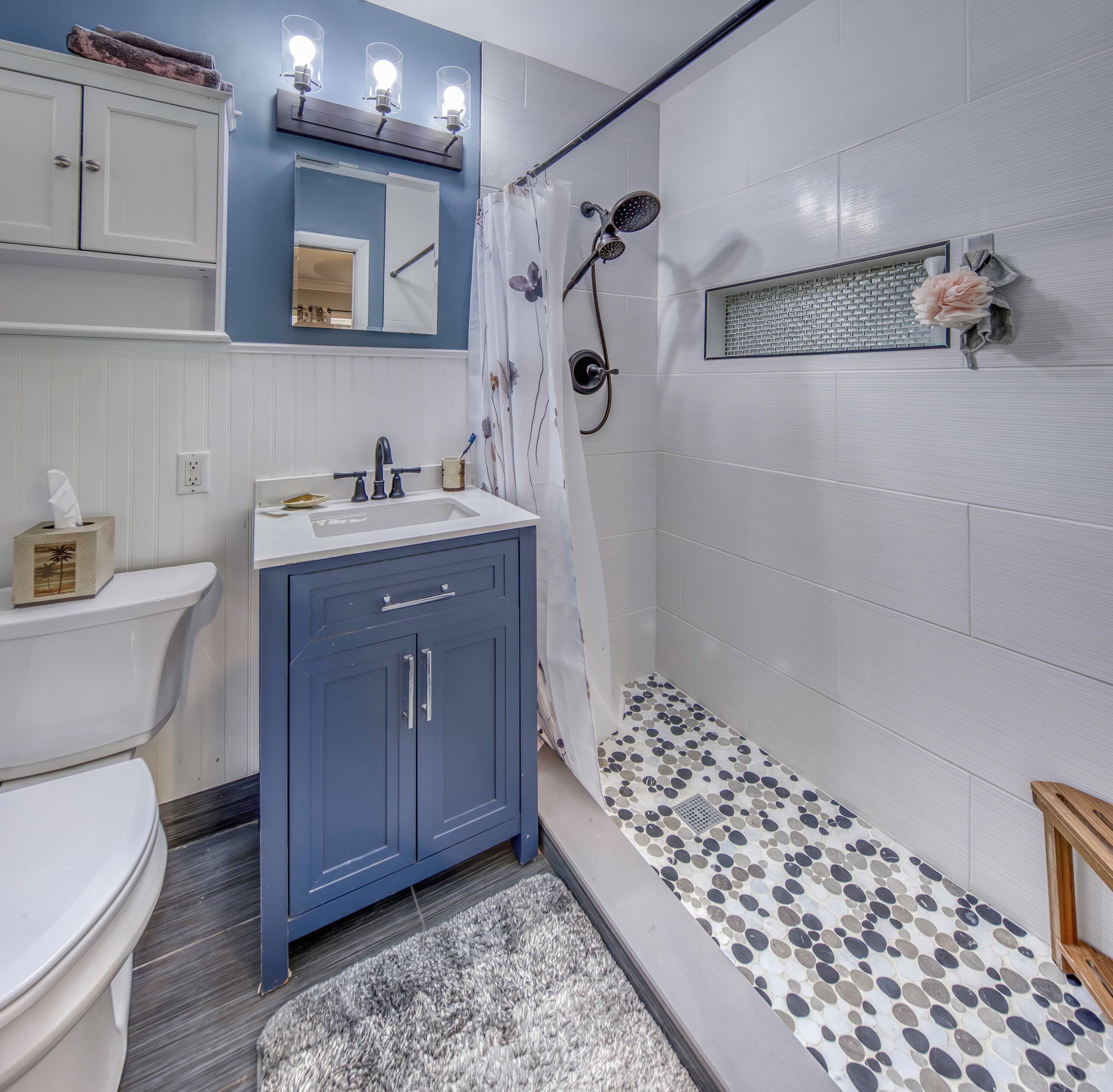 1328 Lake Victoria Drive, Lake Worth Beach, FL 33461 — photo 17 of 51