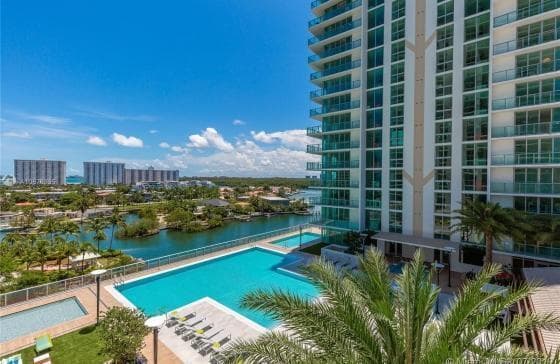 330 Sunny Isles Boulevard 5-703, Sunny Isles Beach, FL 33160 — photo 8 of 14