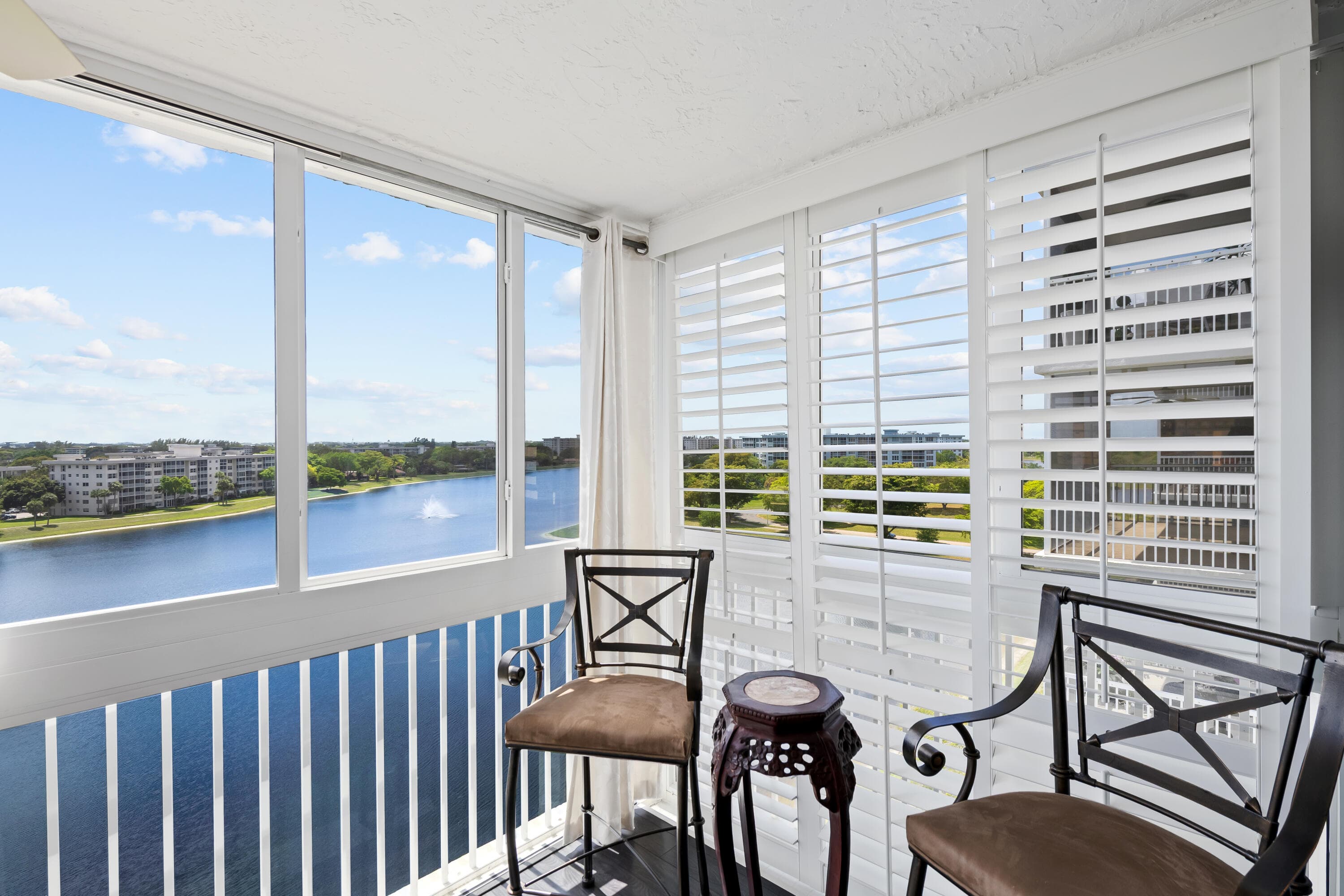 2900 N Course Drive 909, Pompano Beach, FL 33069 — photo 1 of 30
