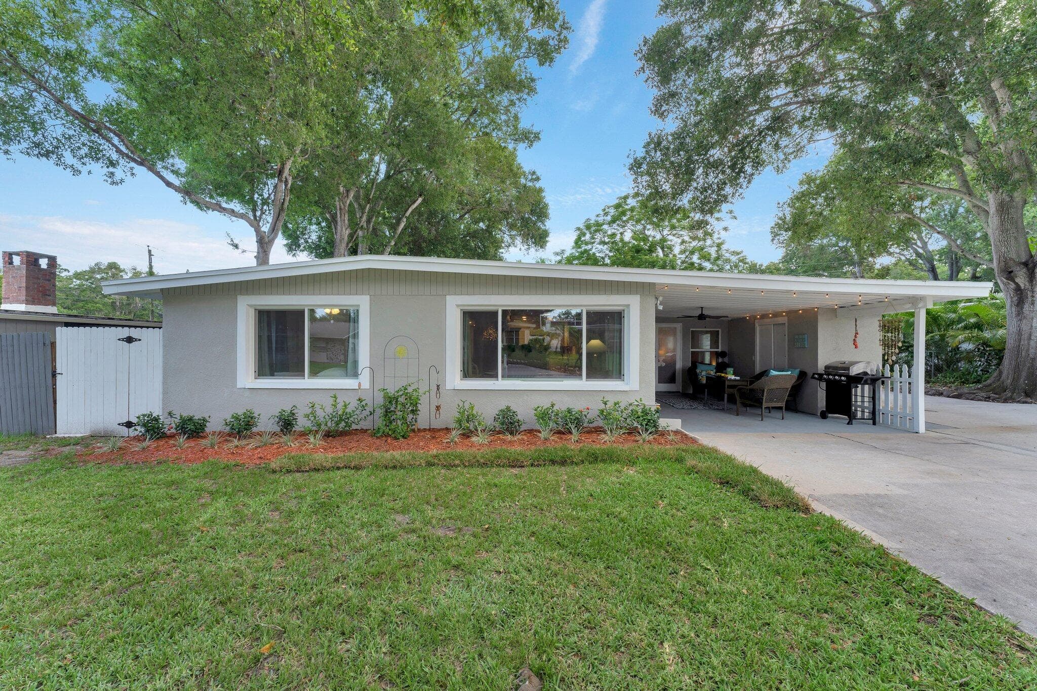 1555 Shirley Place, Largo, FL 33770 — photo 2 of 51