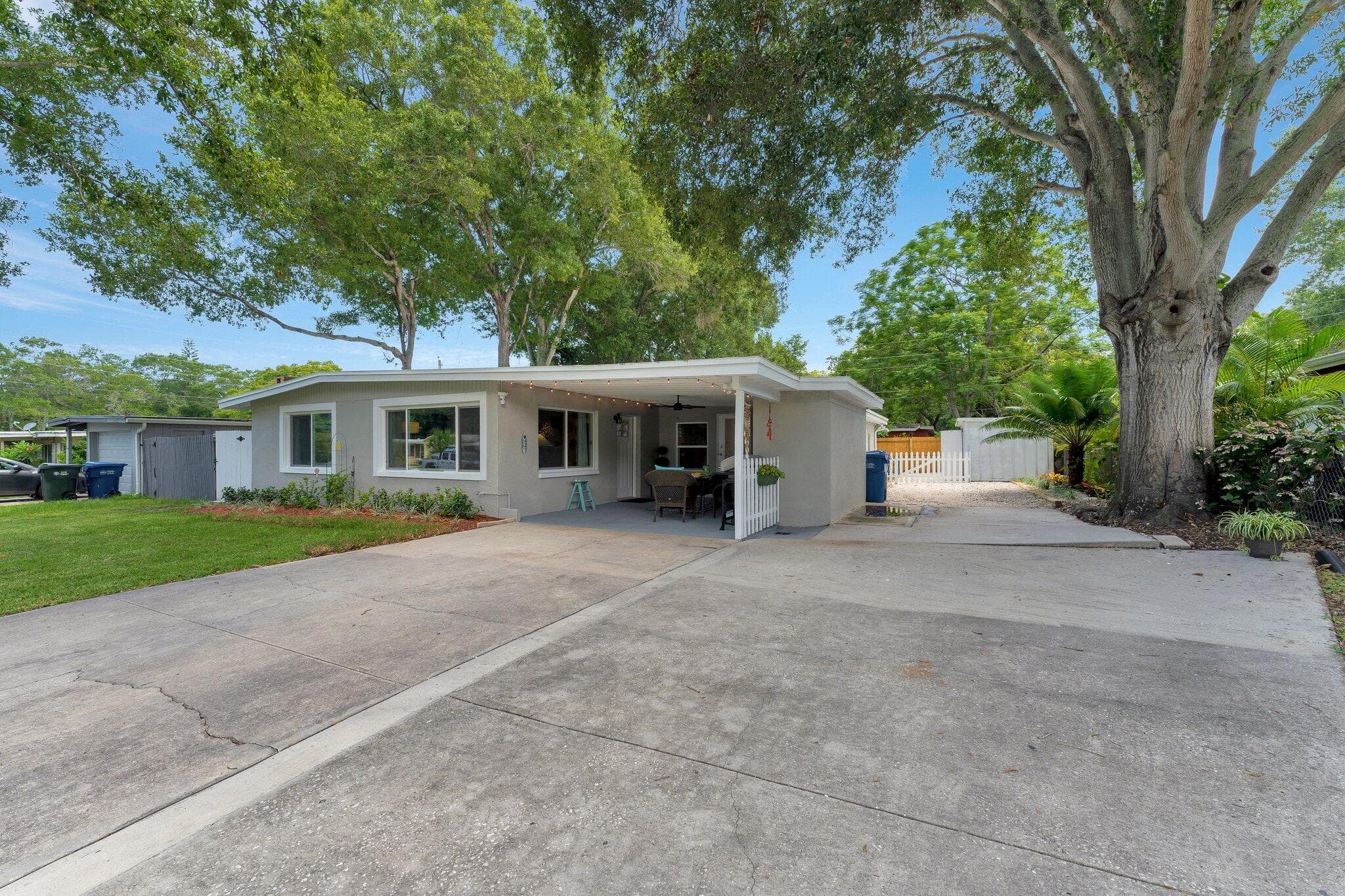 1555 Shirley Place, Largo, FL 33770 — photo 3 of 51