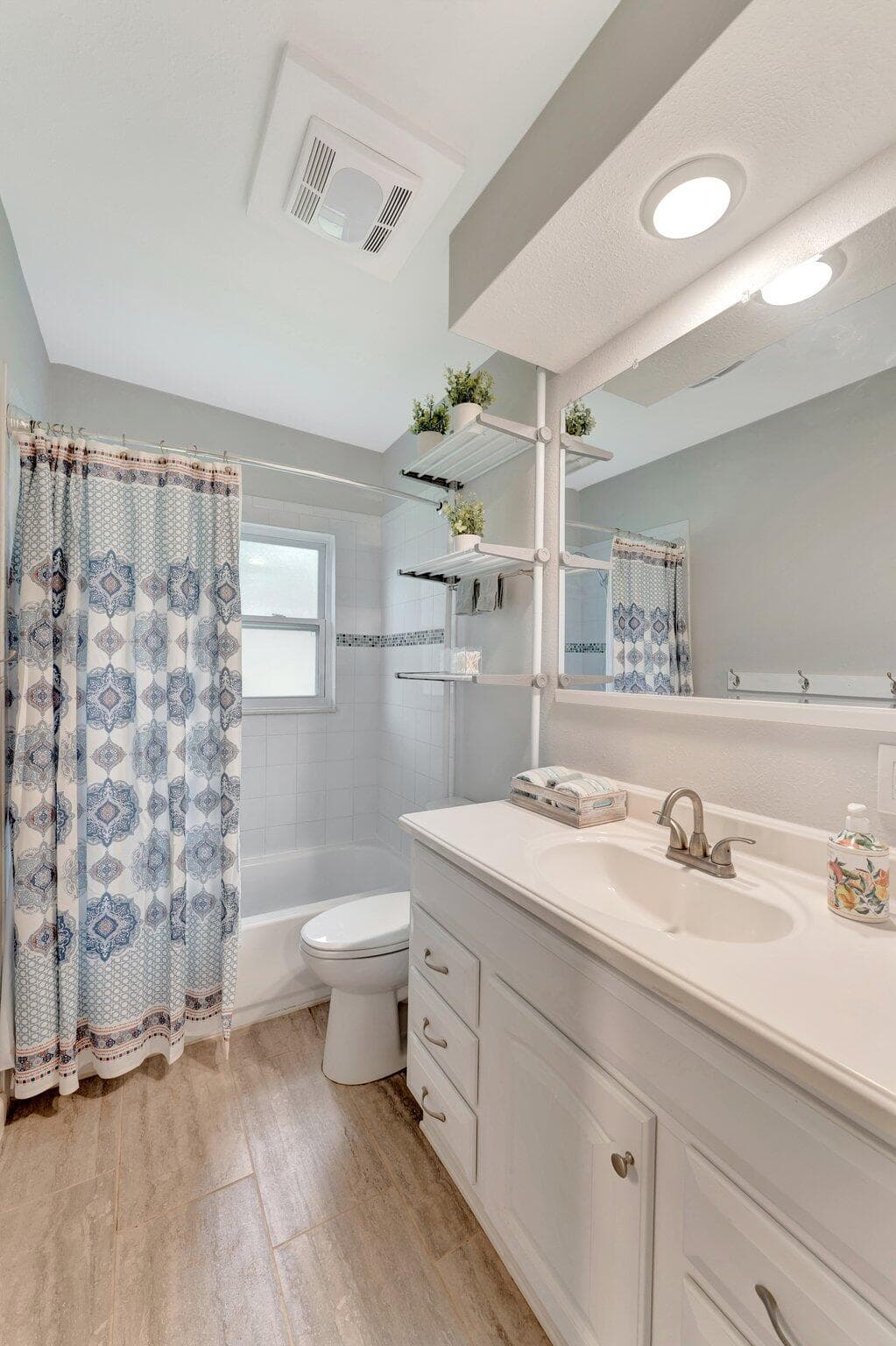 1555 Shirley Place, Largo, FL 33770 — photo 30 of 51