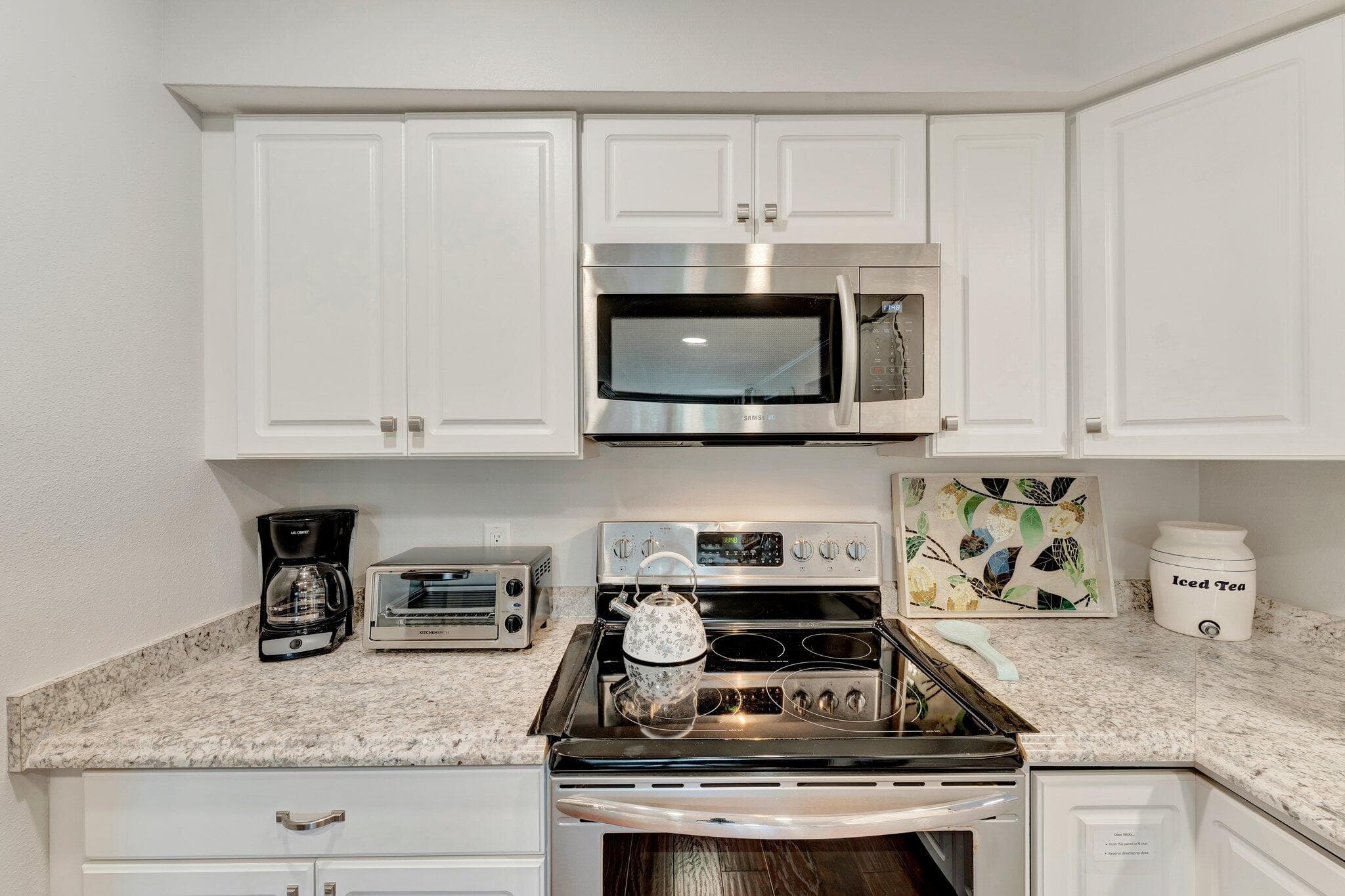 1555 Shirley Place, Largo, FL 33770 — photo 11 of 51