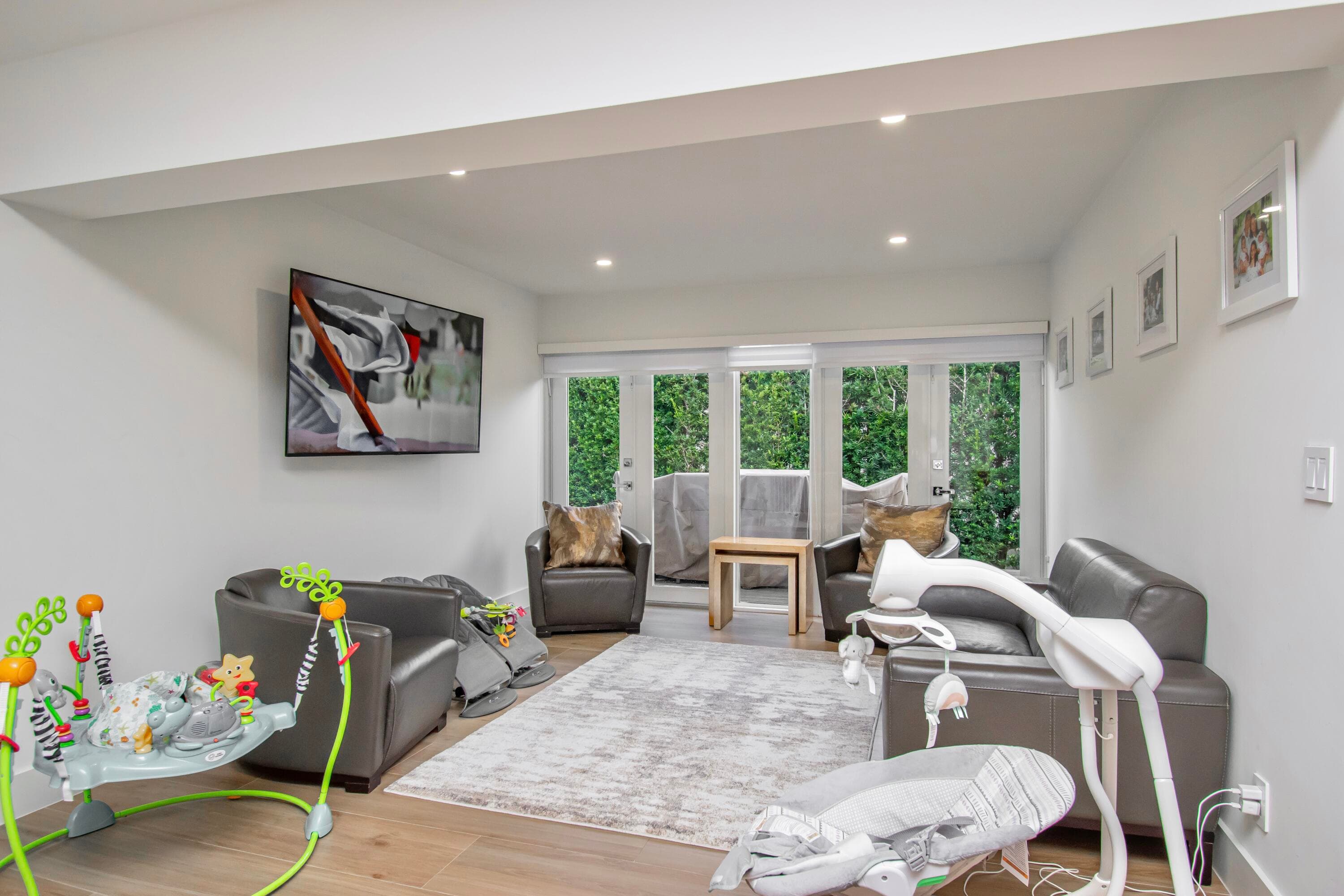 7484 Malibu Crescent, Boca Raton, FL 33433 — photo 11 of 54
