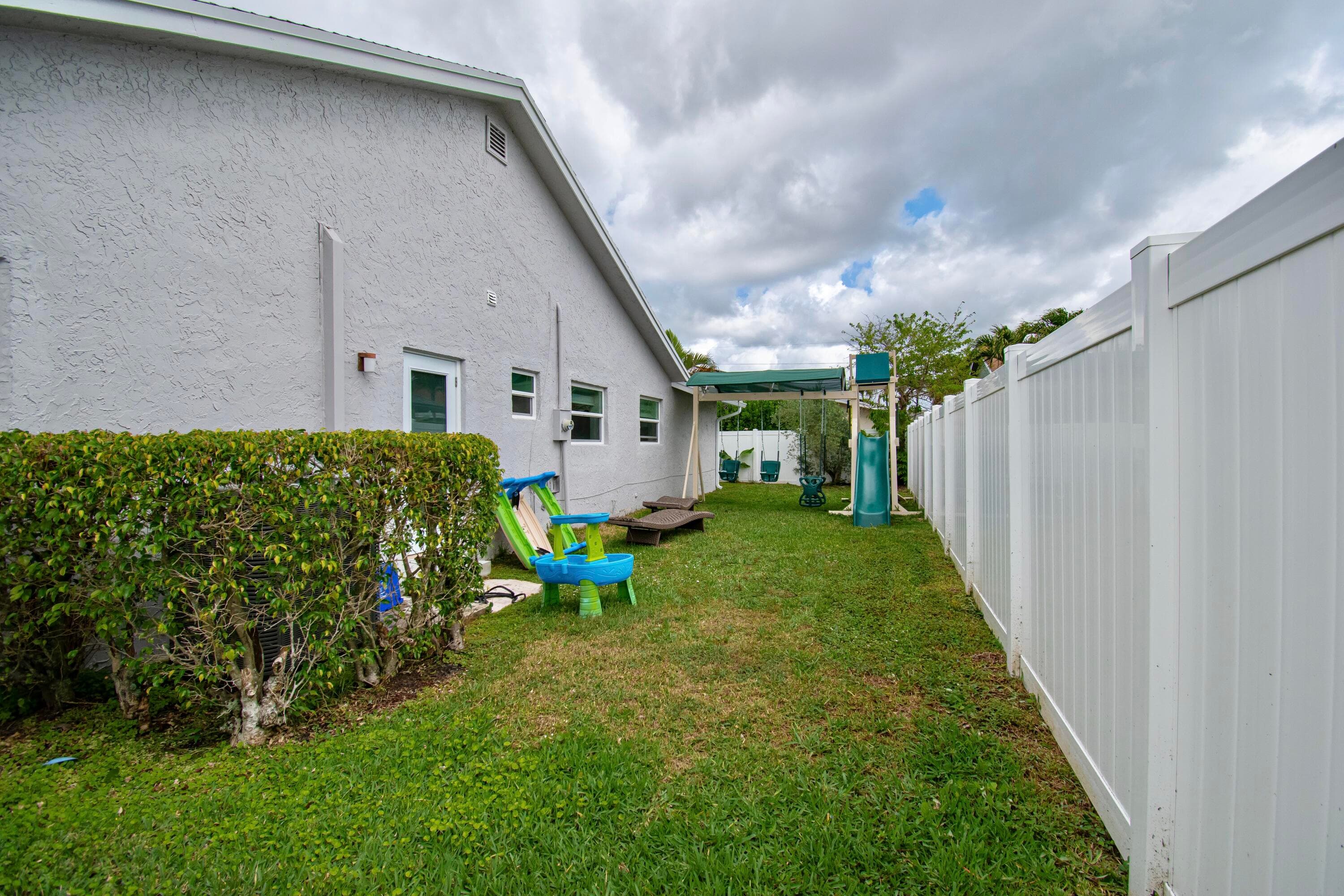 7484 Malibu Crescent, Boca Raton, FL 33433 — photo 52 of 54
