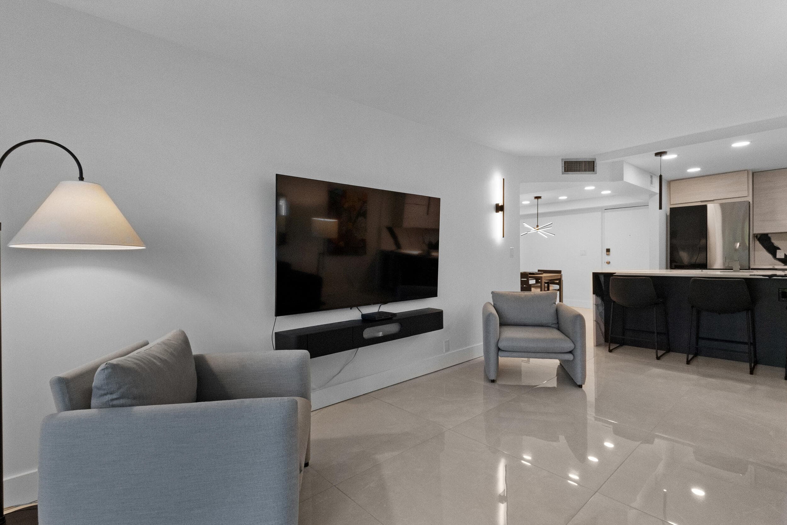 3004 NE 5th Terrace NE Apt 210c, Fort Lauderdale, FL 33334 — photo 8 of 35