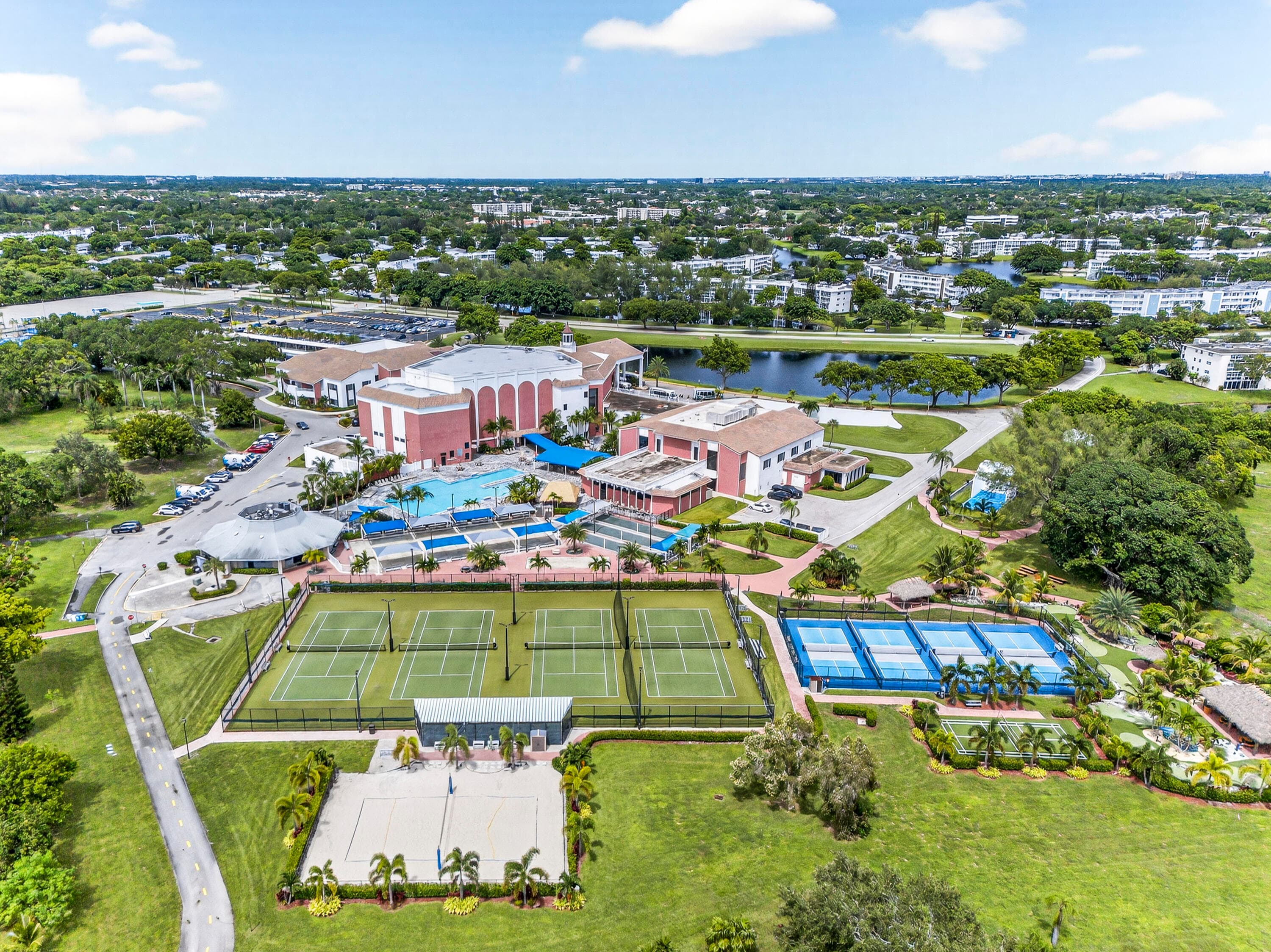 21 Harwood B, Deerfield Beach, FL 33442 — photo 39 of 71