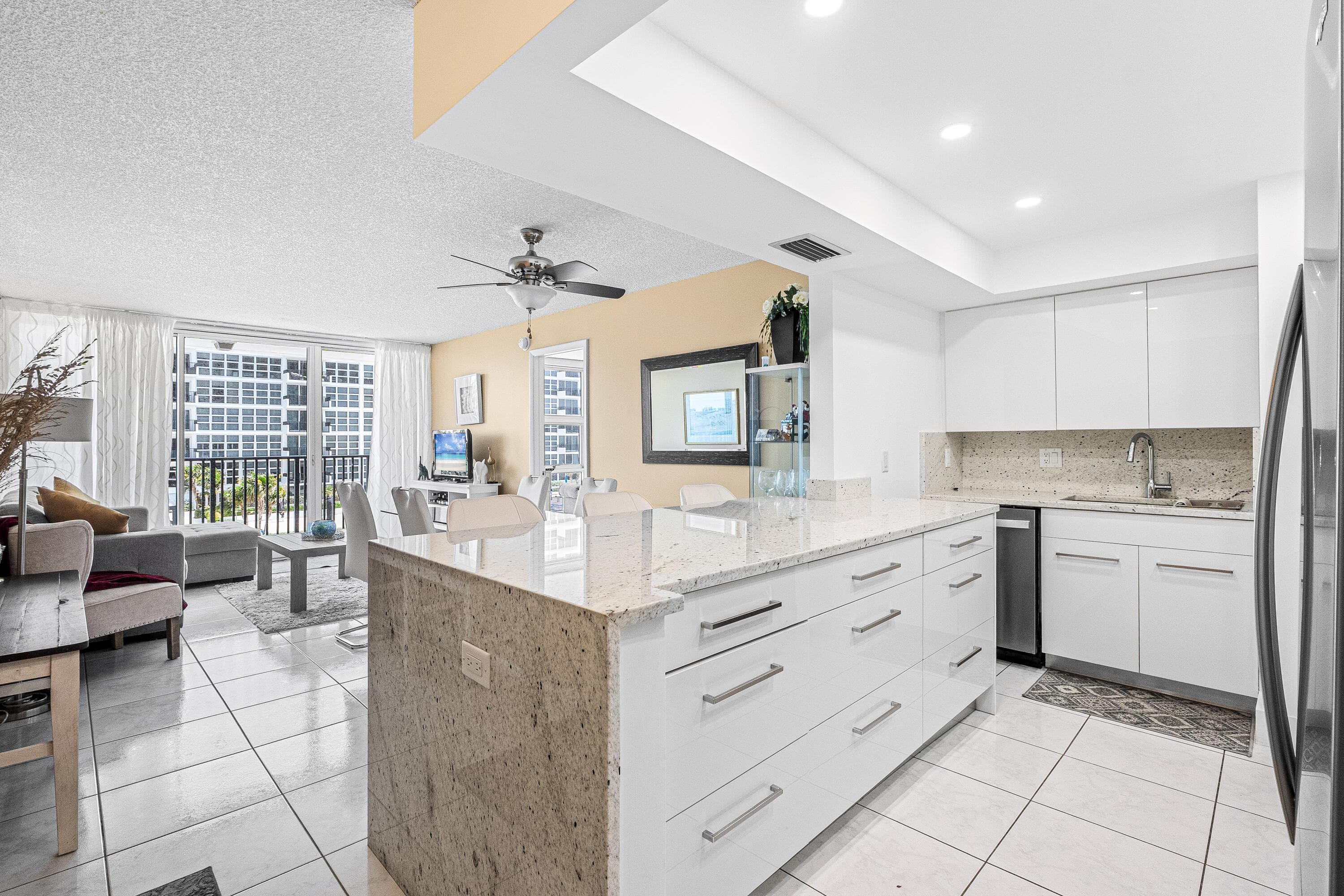 525 N Ocean Boulevard 616, Pompano Beach, FL 33062 — photo 10 of 25