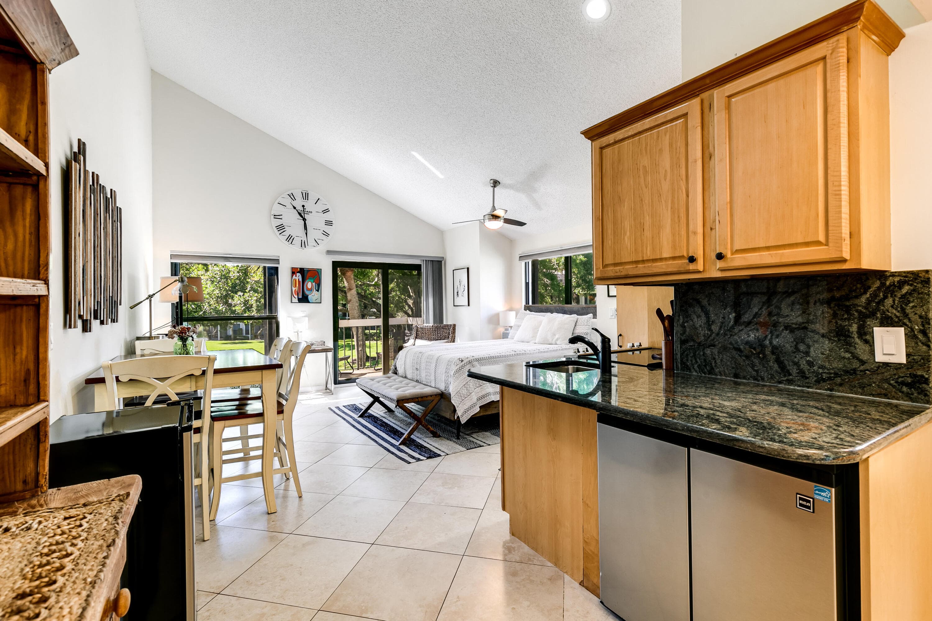 11863 Wimbledon Circle 527, Wellington, FL 33414 — photo 7 of 22