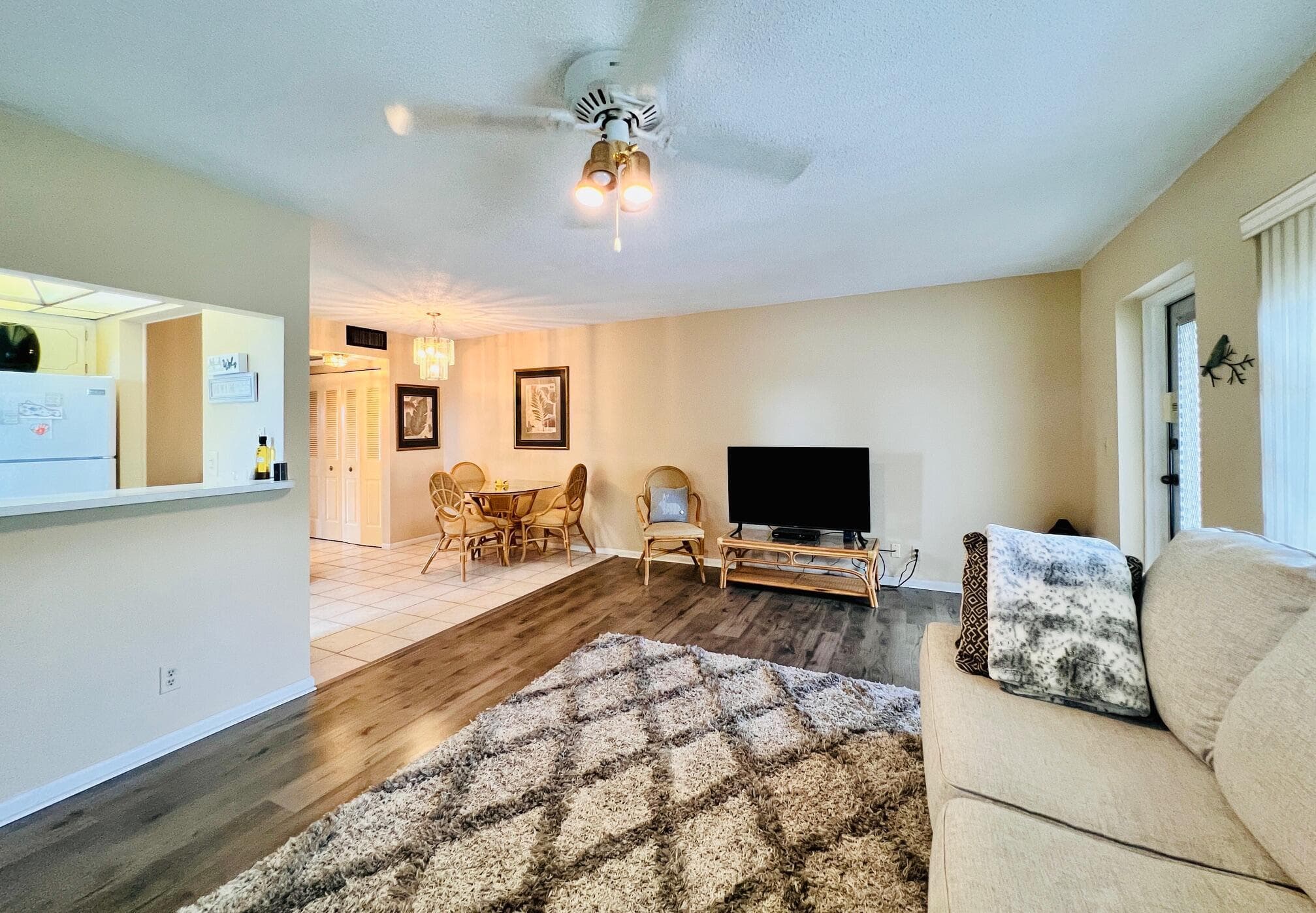 126 Andover E, West Palm Beach, FL 33417 — photo 3 of 17