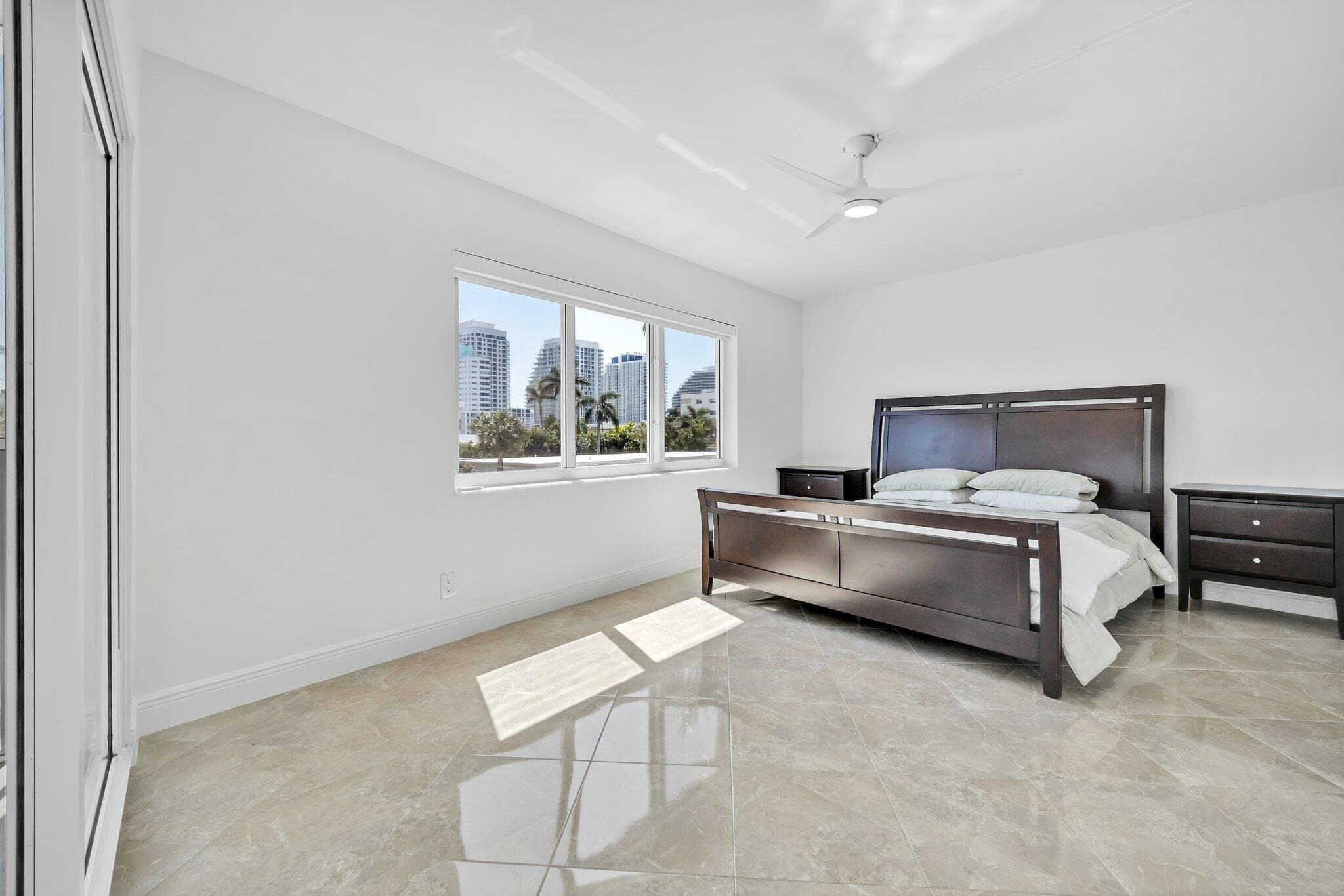 720 Bayshore Drive 304, Fort Lauderdale, FL 33304 — photo 8 of 20