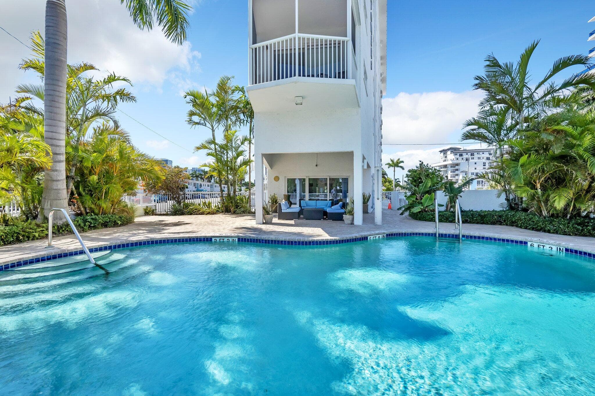 720 Bayshore Drive 304, Fort Lauderdale, FL 33304 — photo 17 of 20