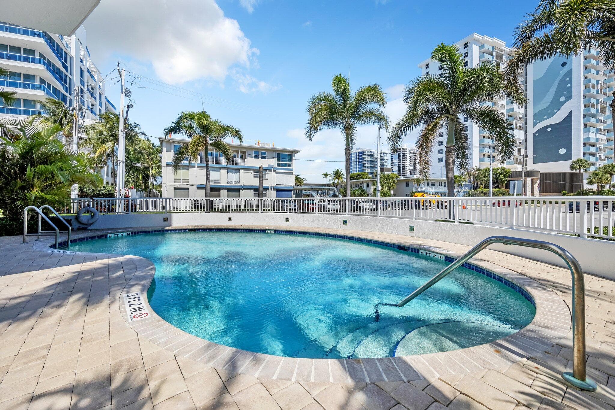 720 Bayshore Drive 304, Fort Lauderdale, FL 33304 — photo 19 of 20