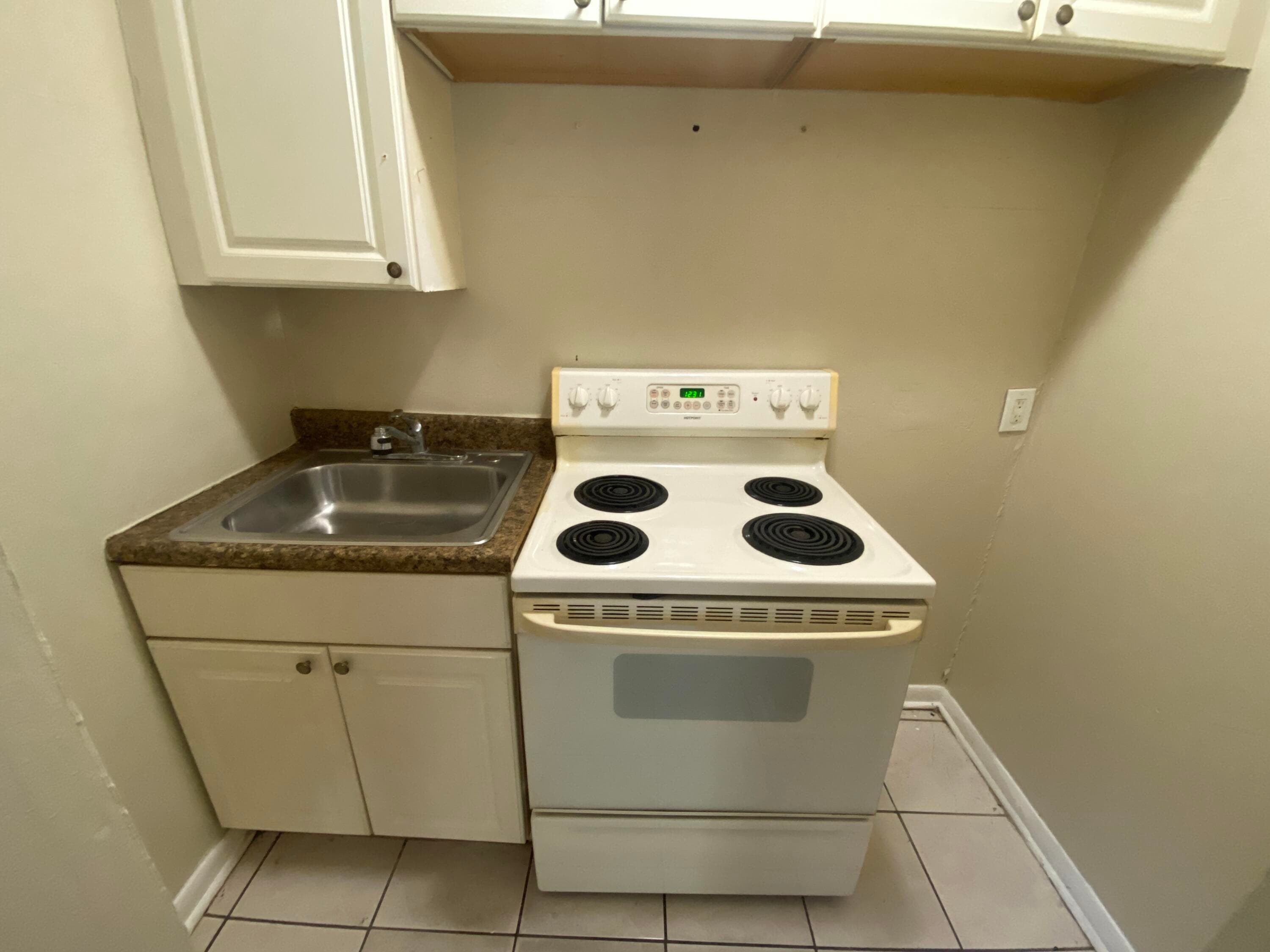 1405 NE 5th Terrace, Fort Lauderdale, FL 33304 — photo 13 of 20