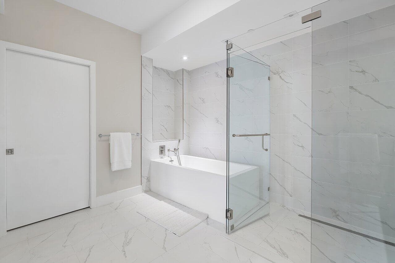 3100 N Ocean Drive 606, Singer Island, FL 33404 — photo 12 of 34