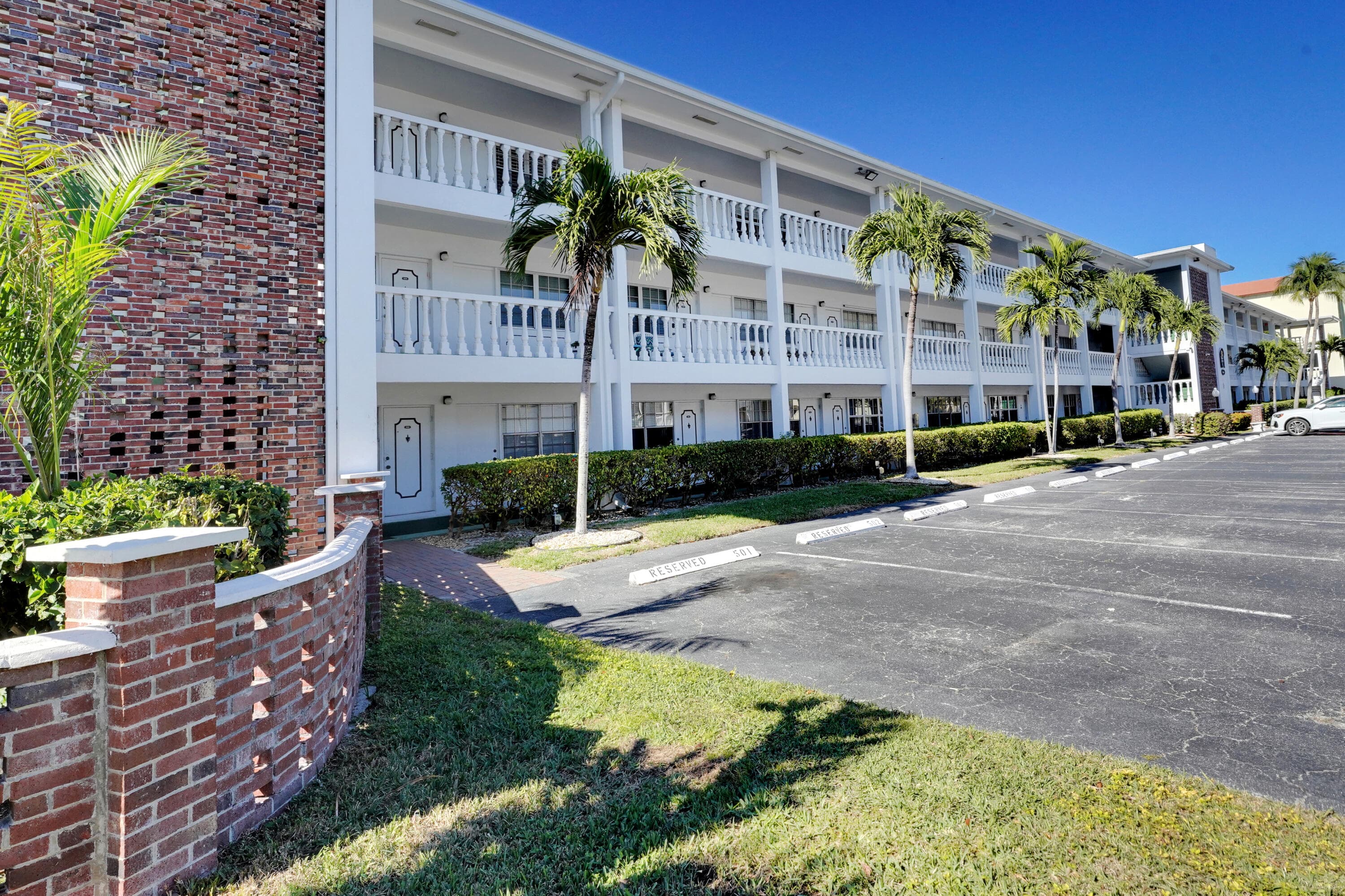 5203 NE 24th Terrace B207, Fort Lauderdale, FL 33308 — photo 25 of 31