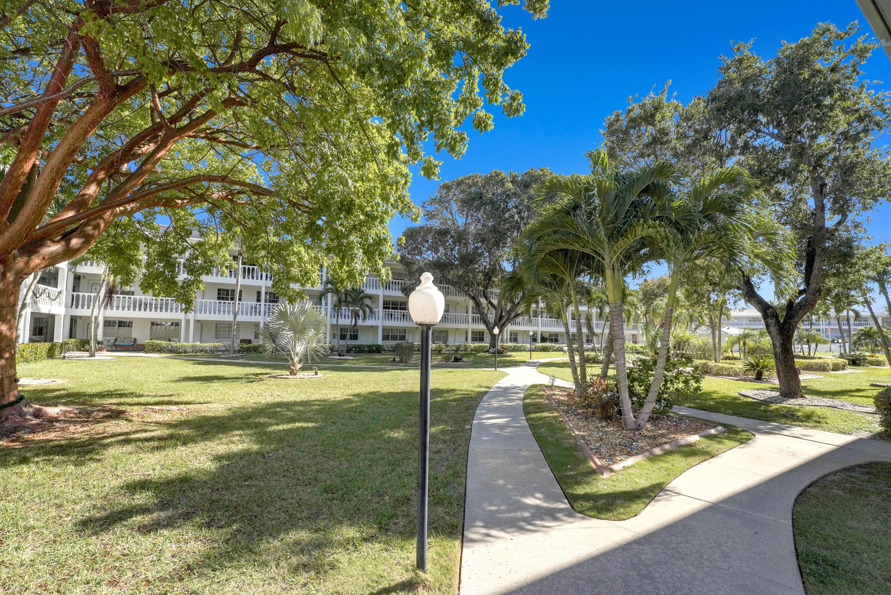 5203 NE 24th Terrace B207, Fort Lauderdale, FL 33308 — photo 26 of 31